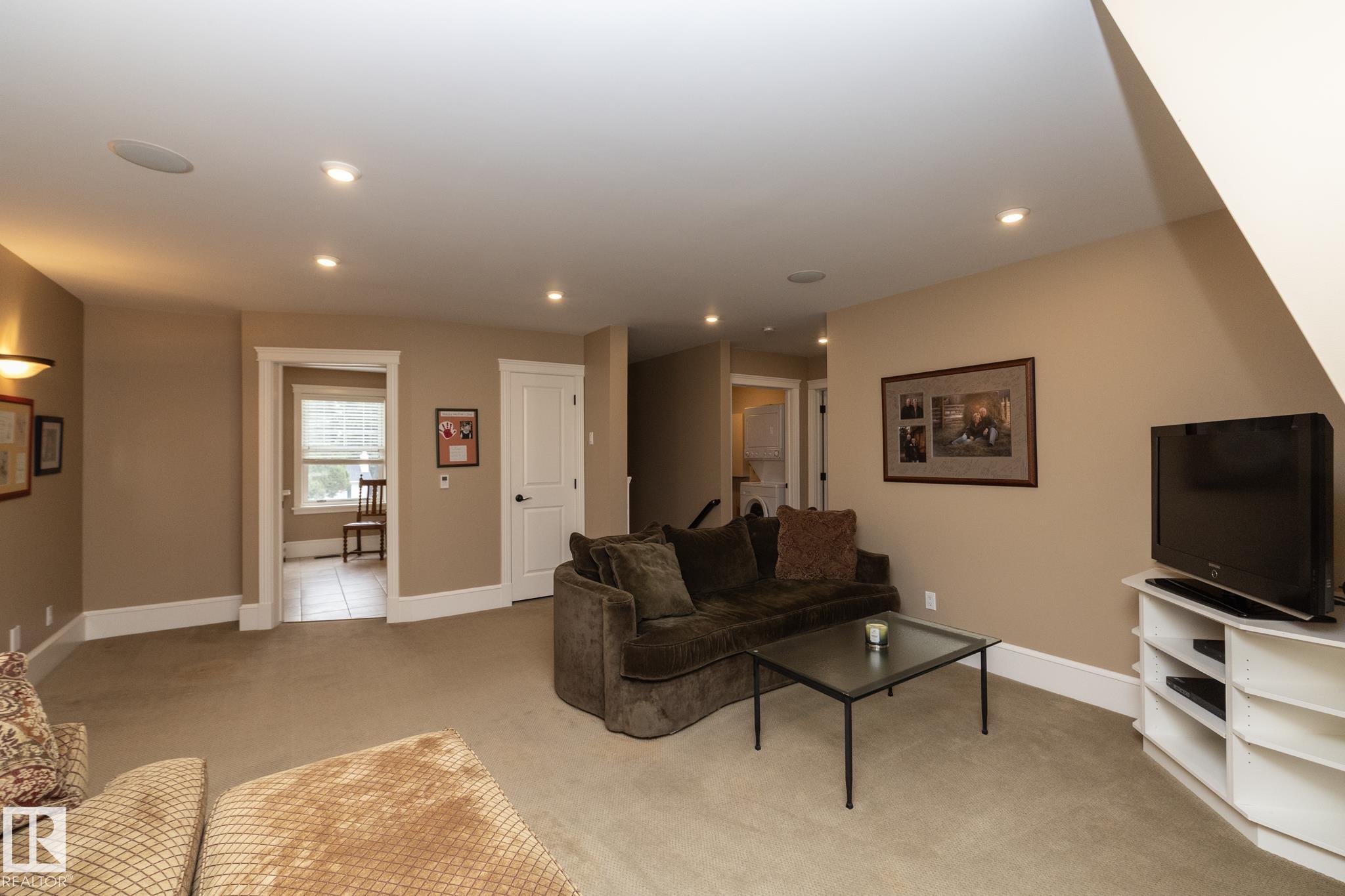 Photo 23 at 63 Fairway Drive NW, Westbrook Estate, Edmonton