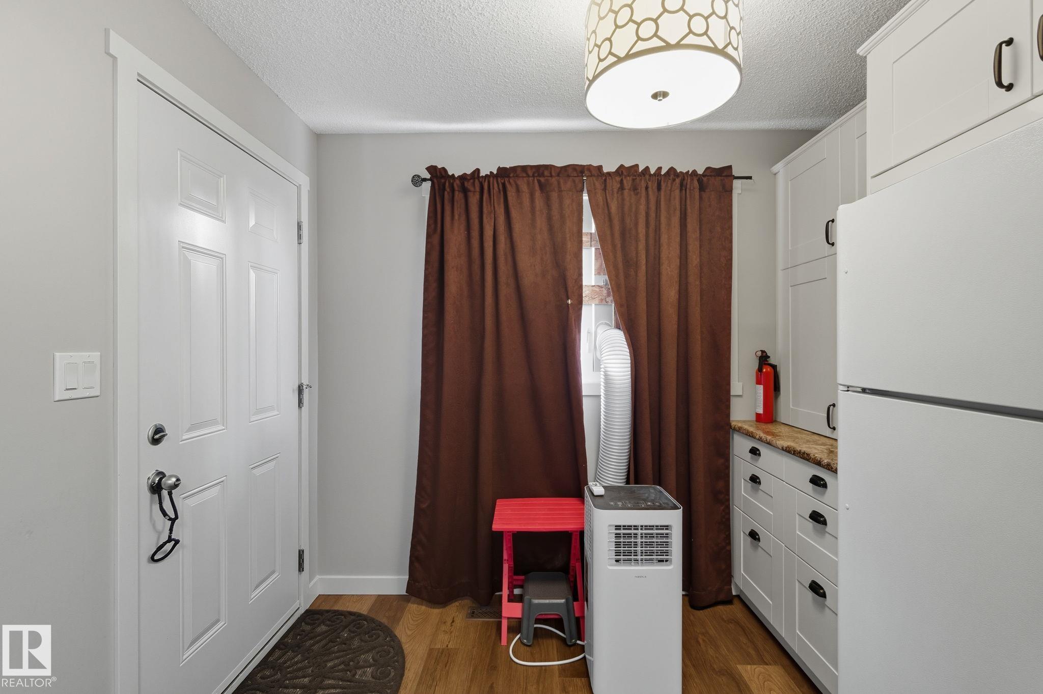 Photo 8 at 12047 162 Avenue NW, Dunluce, Edmonton