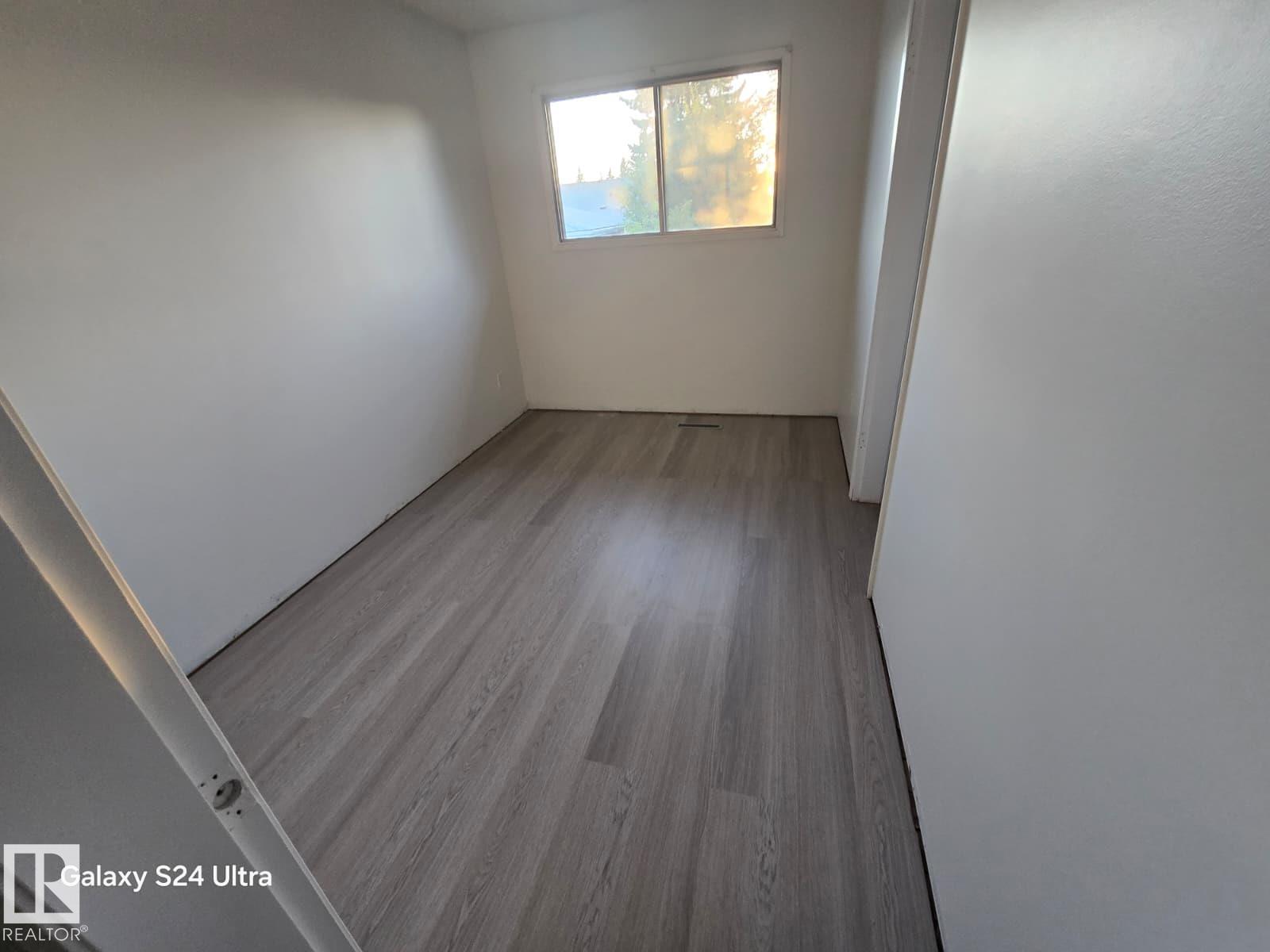 Photo 9 at 14224 78 Street NW, Kildare, Edmonton