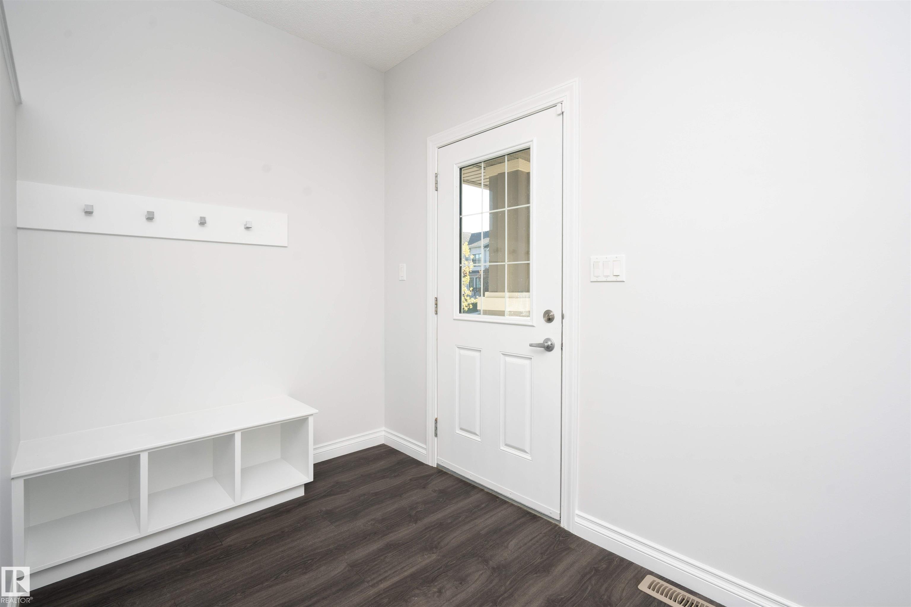 Photo 3 at 548 Secord Boulevard NW, Secord, Edmonton