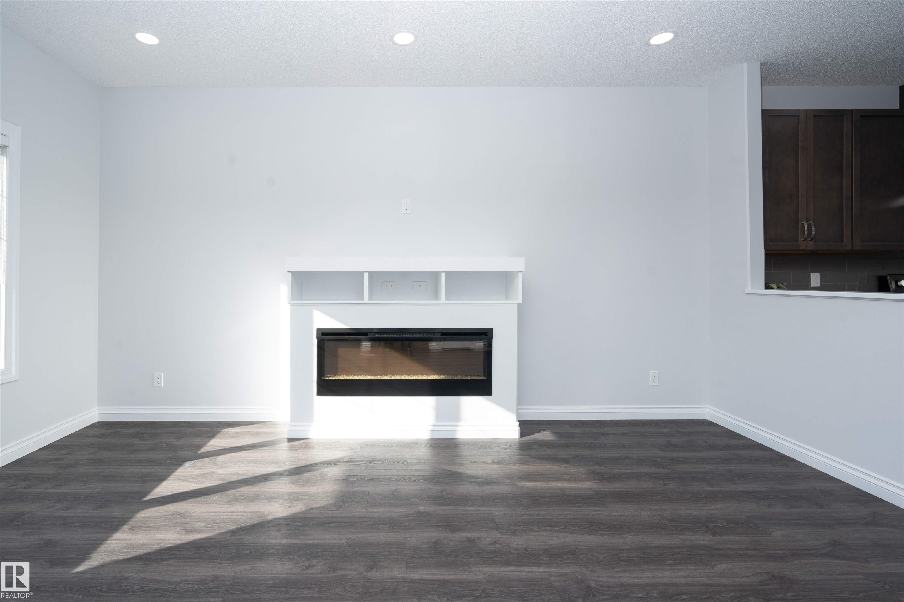 Photo 5 at 548 Secord Boulevard NW, Secord, Edmonton