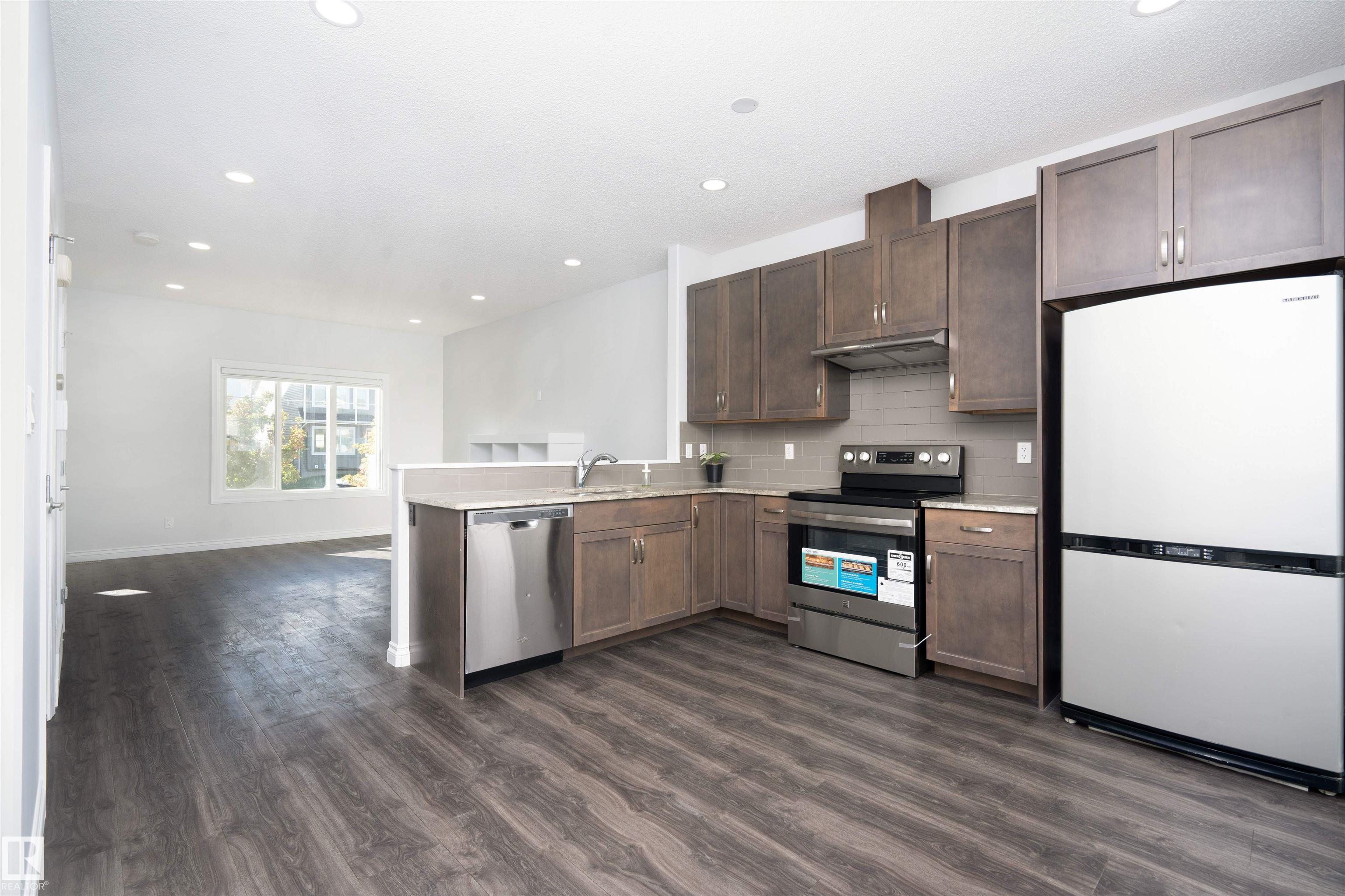 Photo 10 at 548 Secord Boulevard NW, Secord, Edmonton