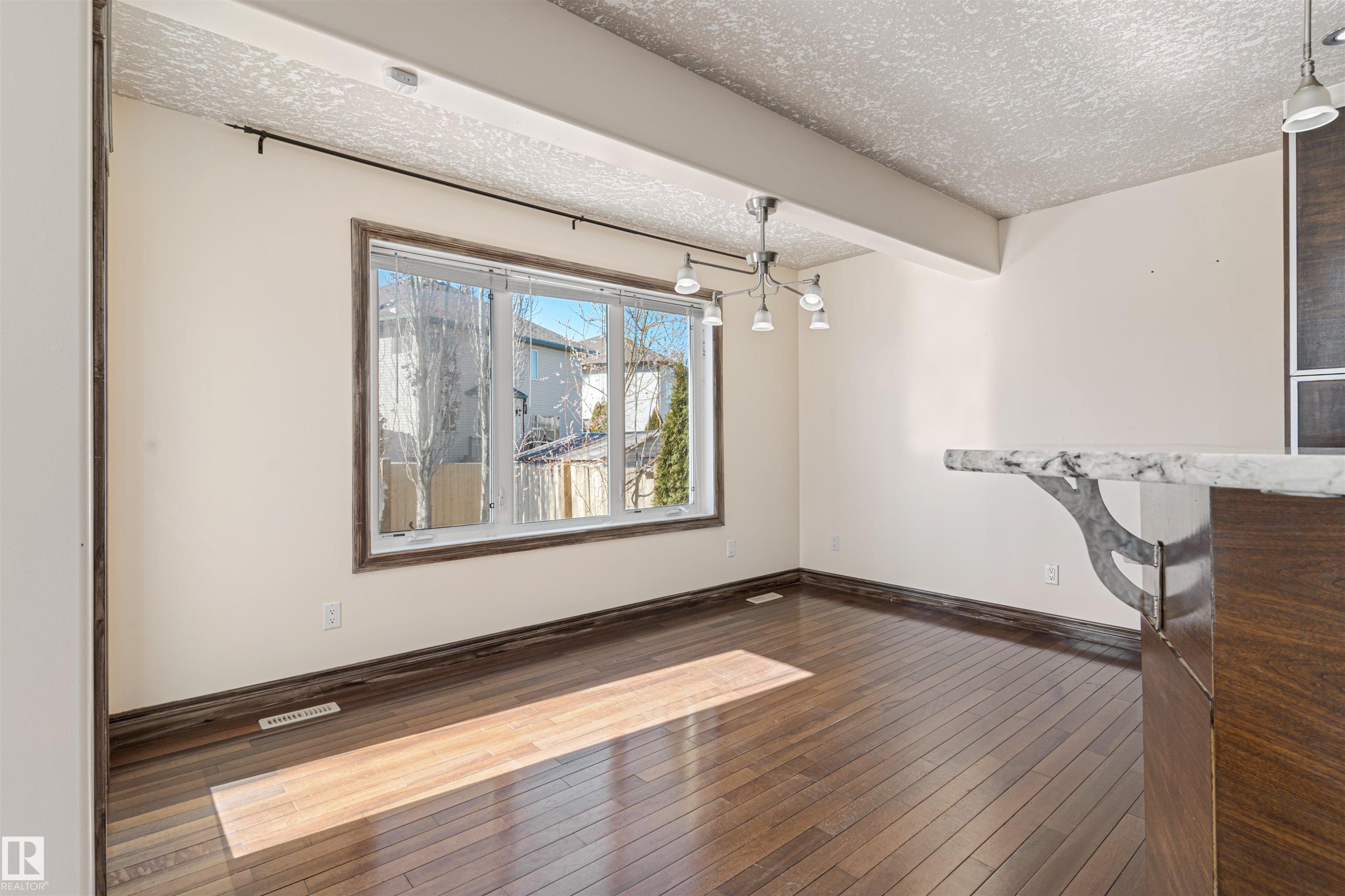 Photo 9 at 126 Anise Close, Deer Valley, Leduc