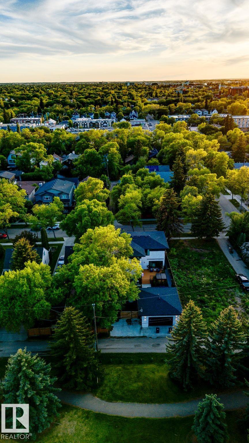 http://cdnparap120.paragonrels.com/ParagonImages/Property/p12/RAE/225372833/62/0/0/46a4bd8f990de622b9683a6a52a92226/1/a99a90ae044c598004176e077b075487/225372833-3A74BEDE-2BC5-4AE7-B4DA-3CF245BAAF52.JPG