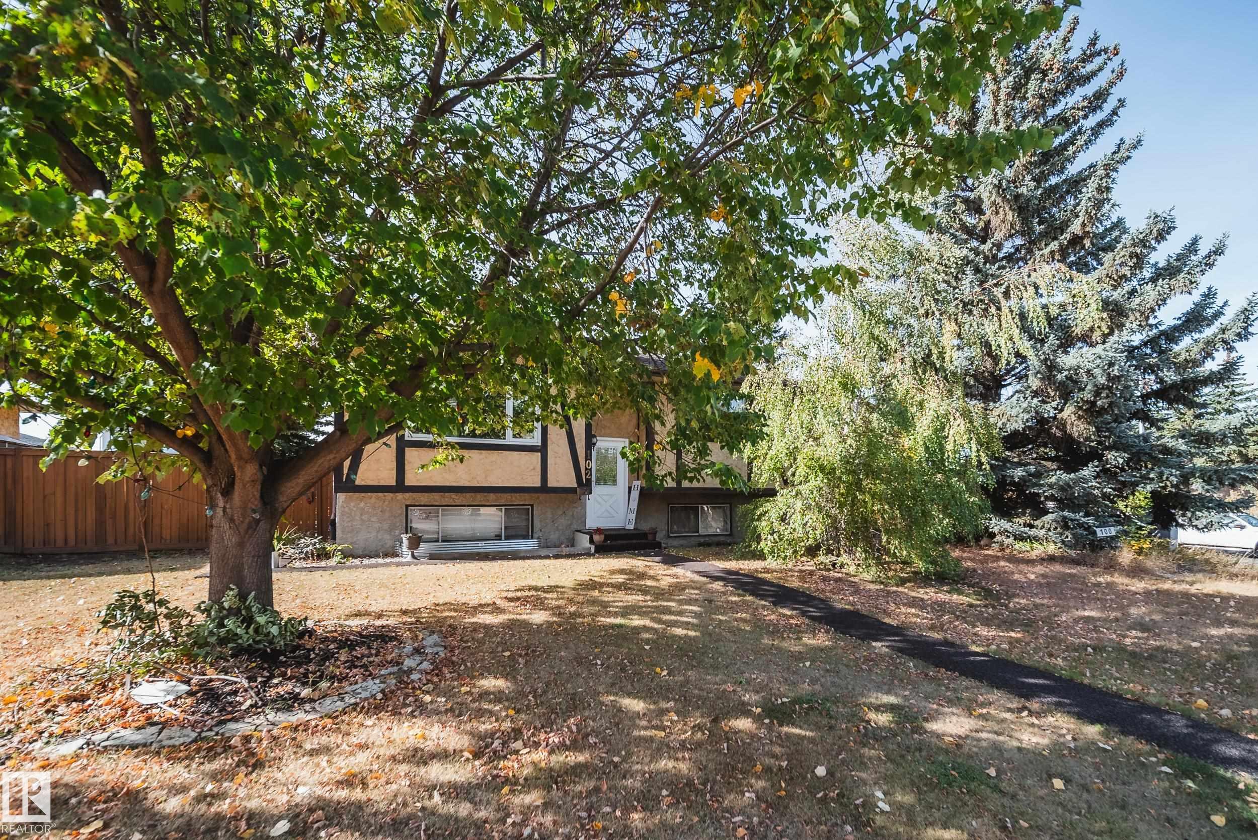Photo 28 at 102 Woodvale Road W NW, Hillview, Edmonton