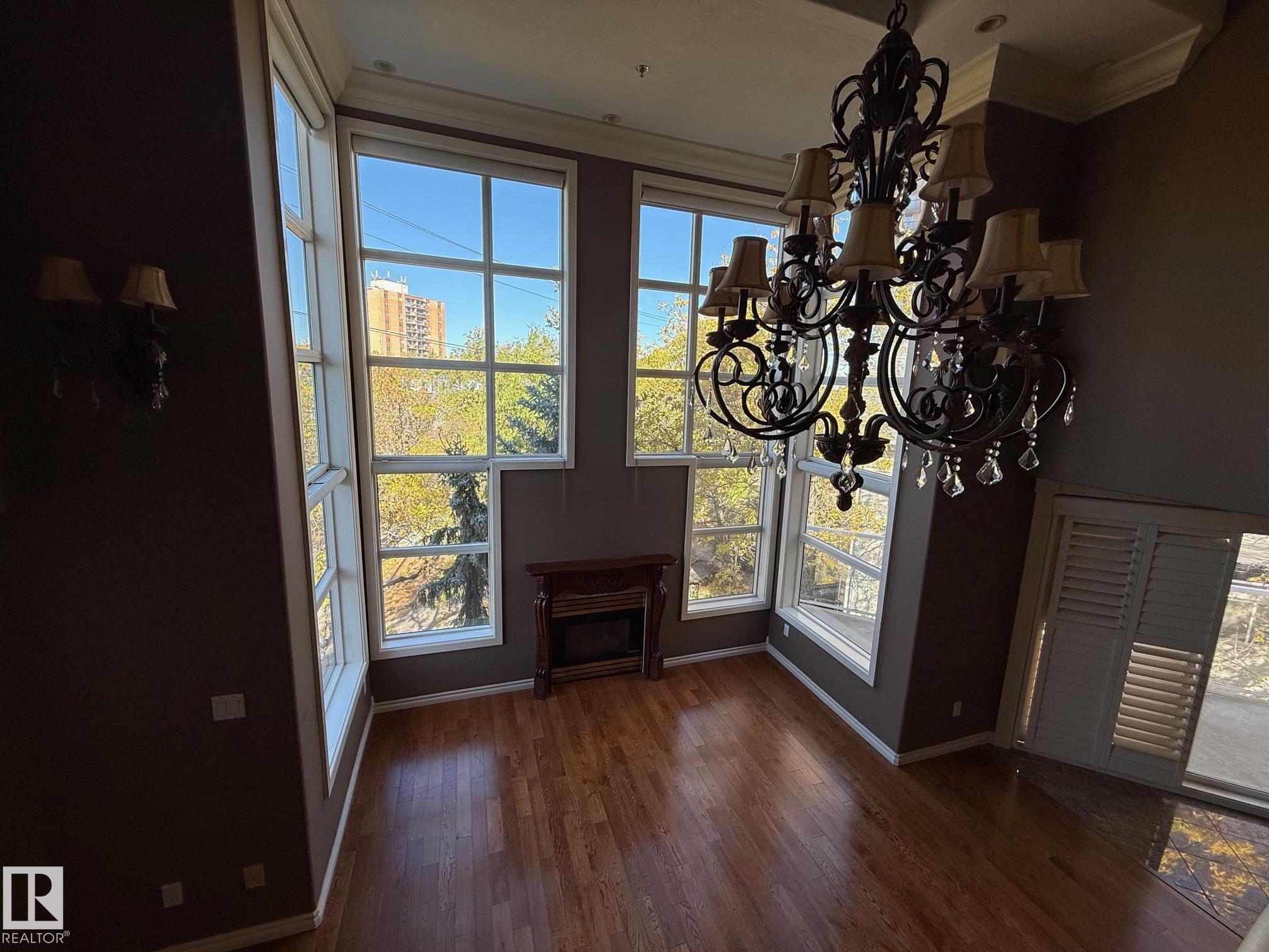 Photo 10 at 404 - 12028 103 Avenue NW, Wîhkwêntôwin, Edmonton