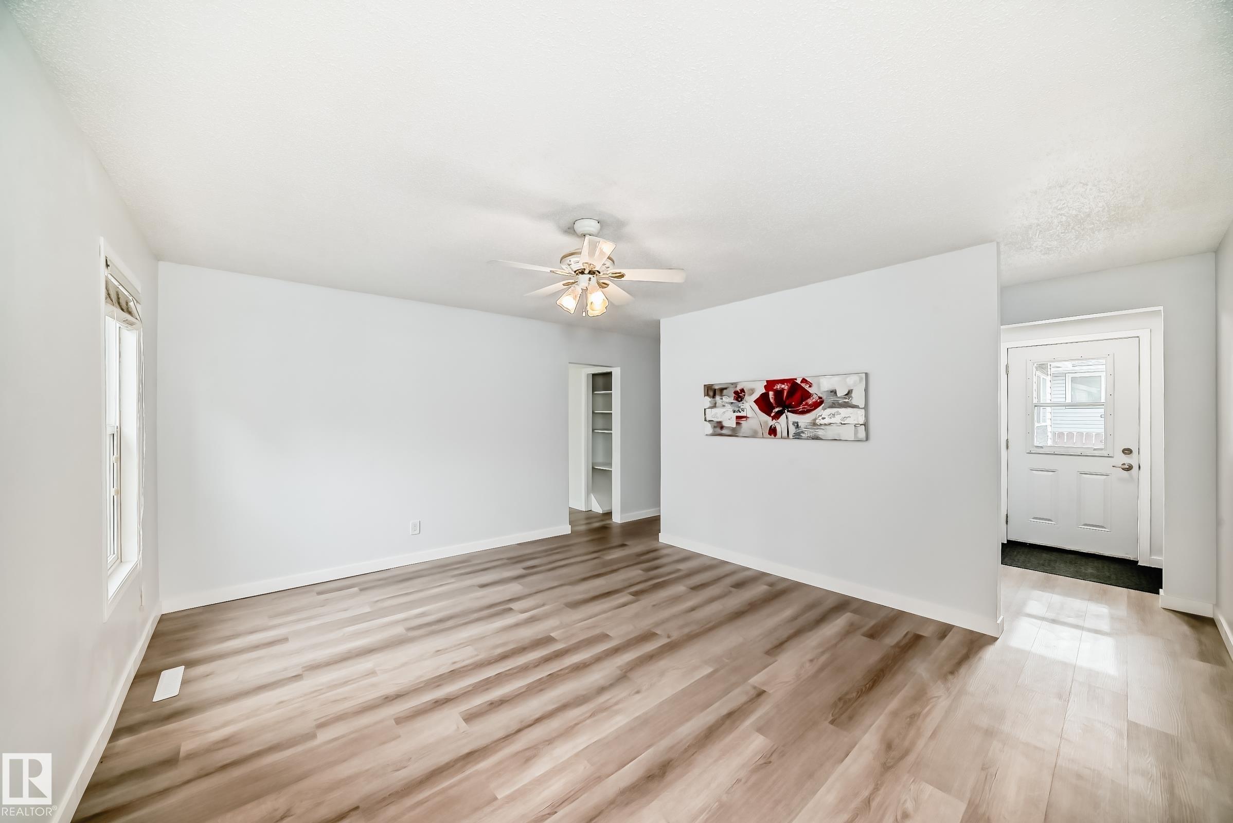 Photo 13 at 139 Willow Street, Sherwood Heights, Sherwood Park