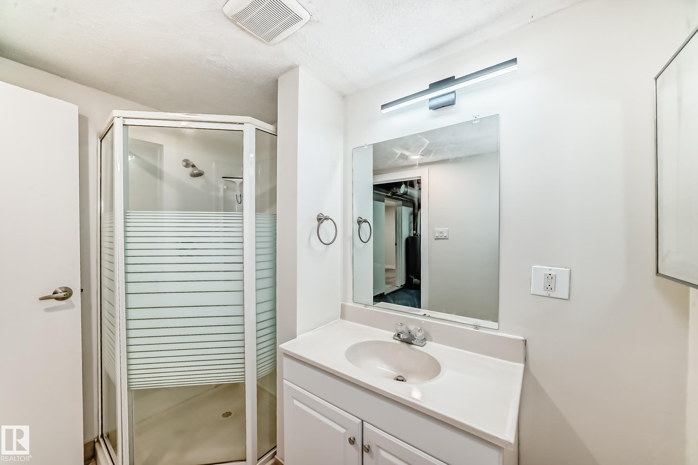 Photo 38 at 139 Willow Street, Sherwood Heights, Sherwood Park