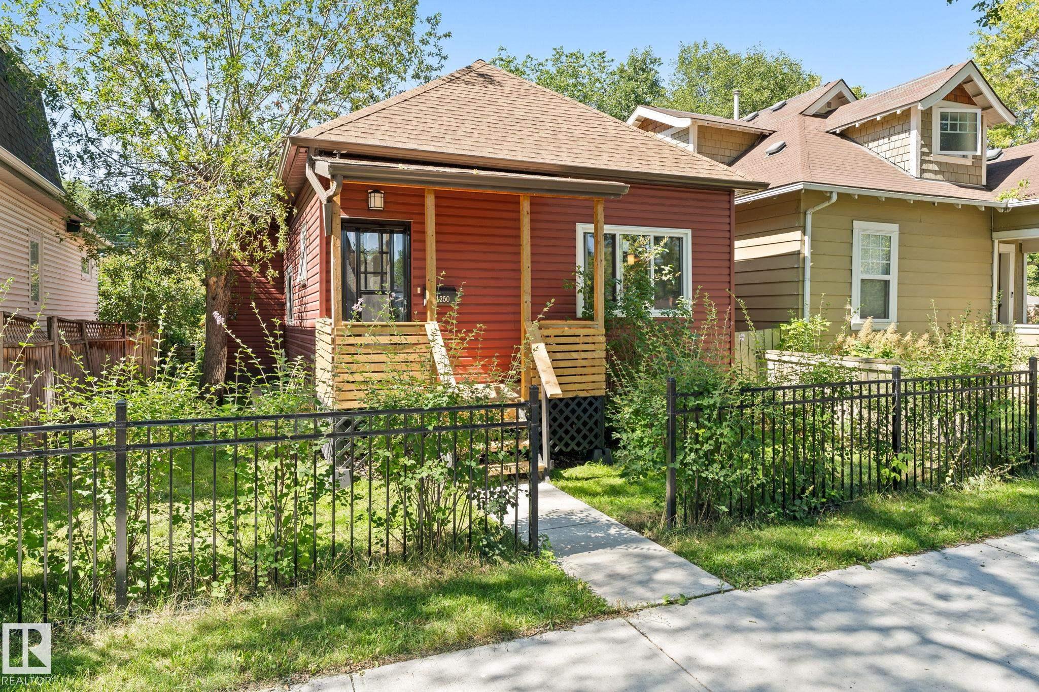 11250 92 Street NW, Alberta Avenue, Edmonton 