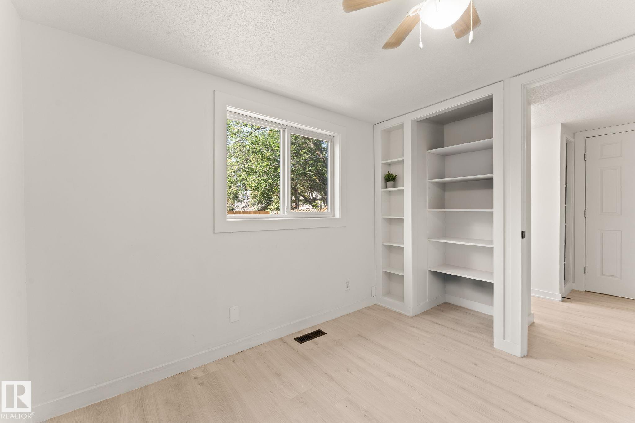 Photo 21 at 11250 92 Street NW, Alberta Avenue, Edmonton