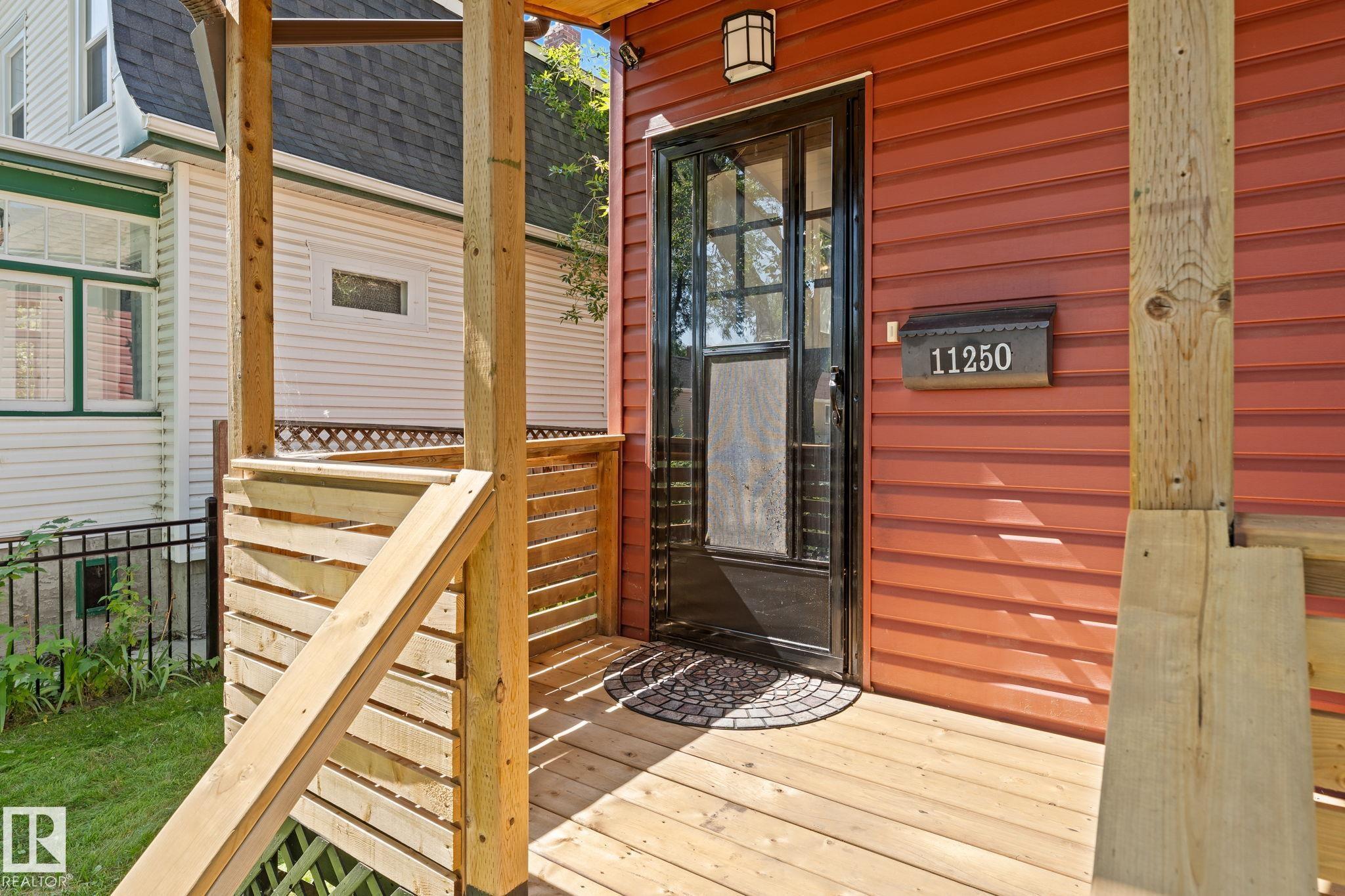Photo 5 at 11250 92 Street NW, Alberta Avenue, Edmonton