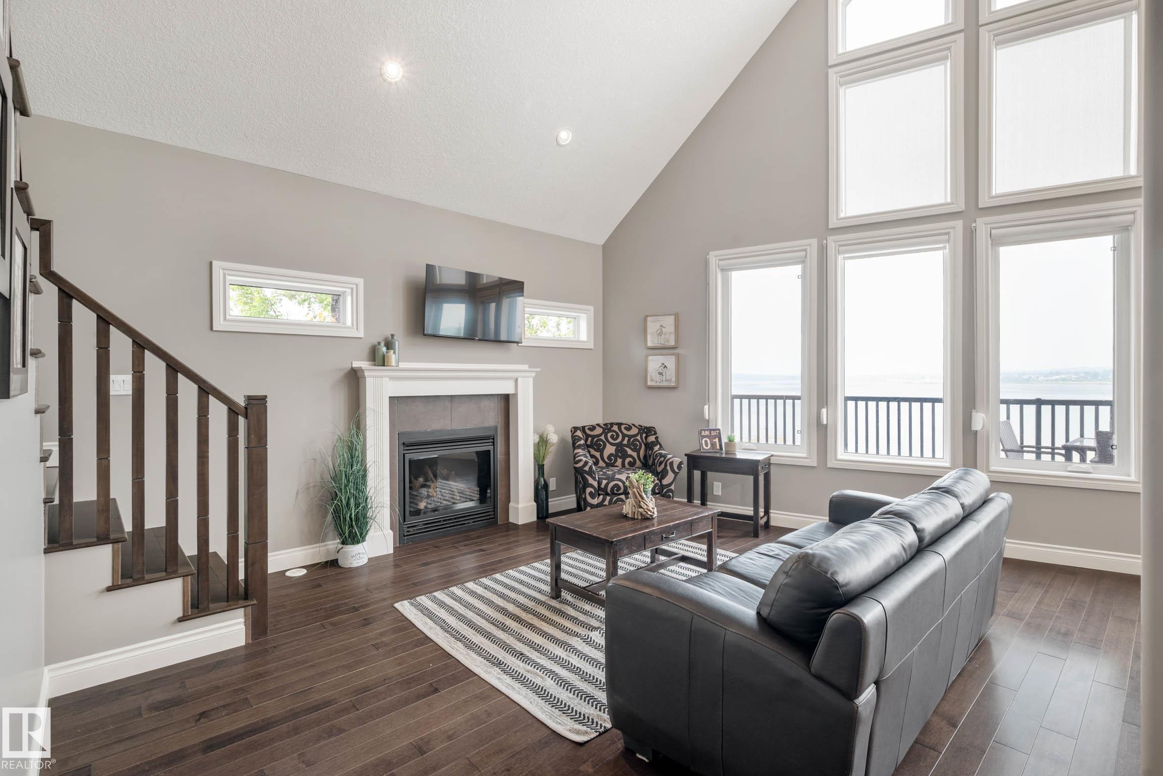 Photo 15 at 47 Railway Avenue, Kapasiwin, Rural Parkland County