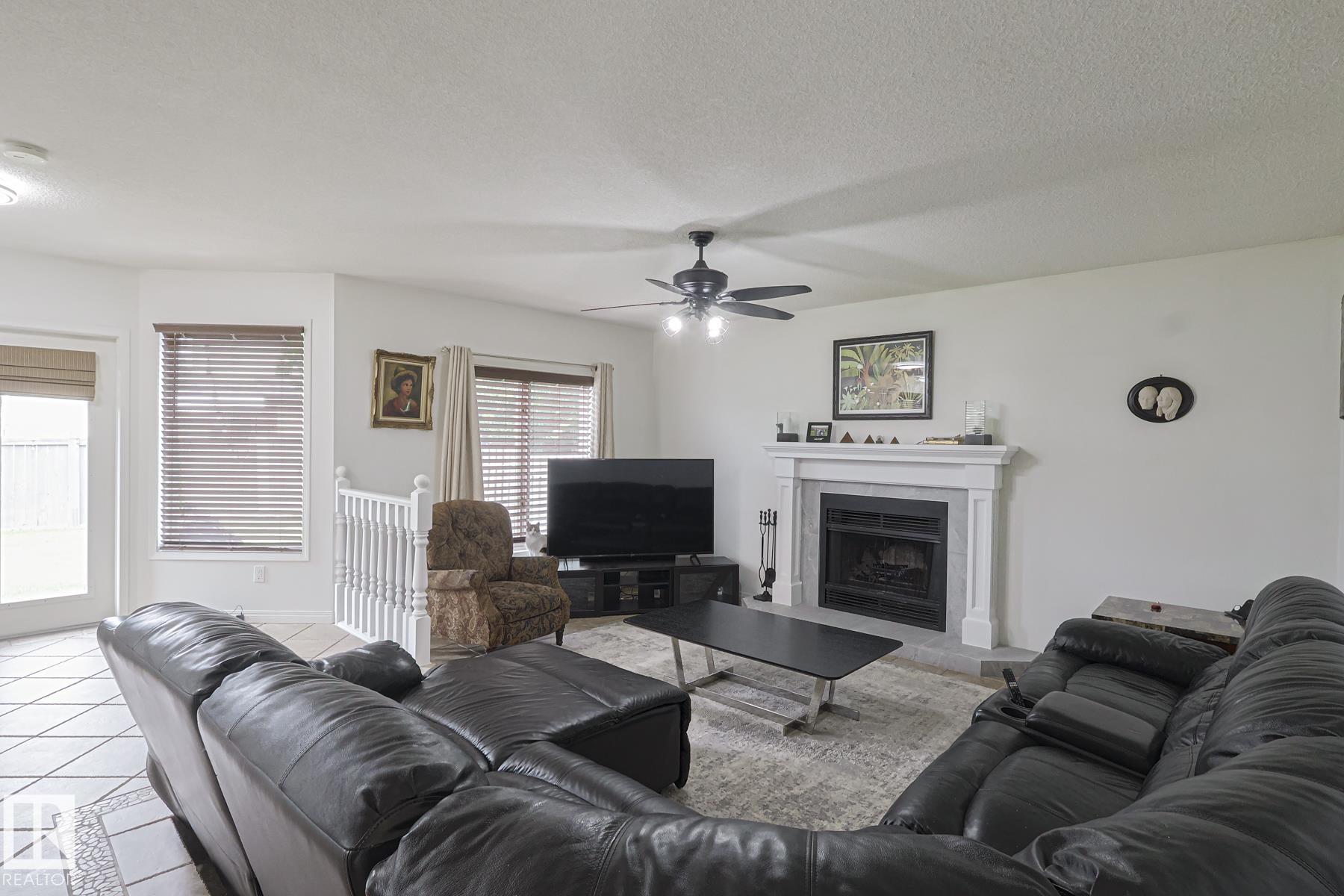 Photo 15 at 12 Elsinore Place NW, Elsinore, Edmonton