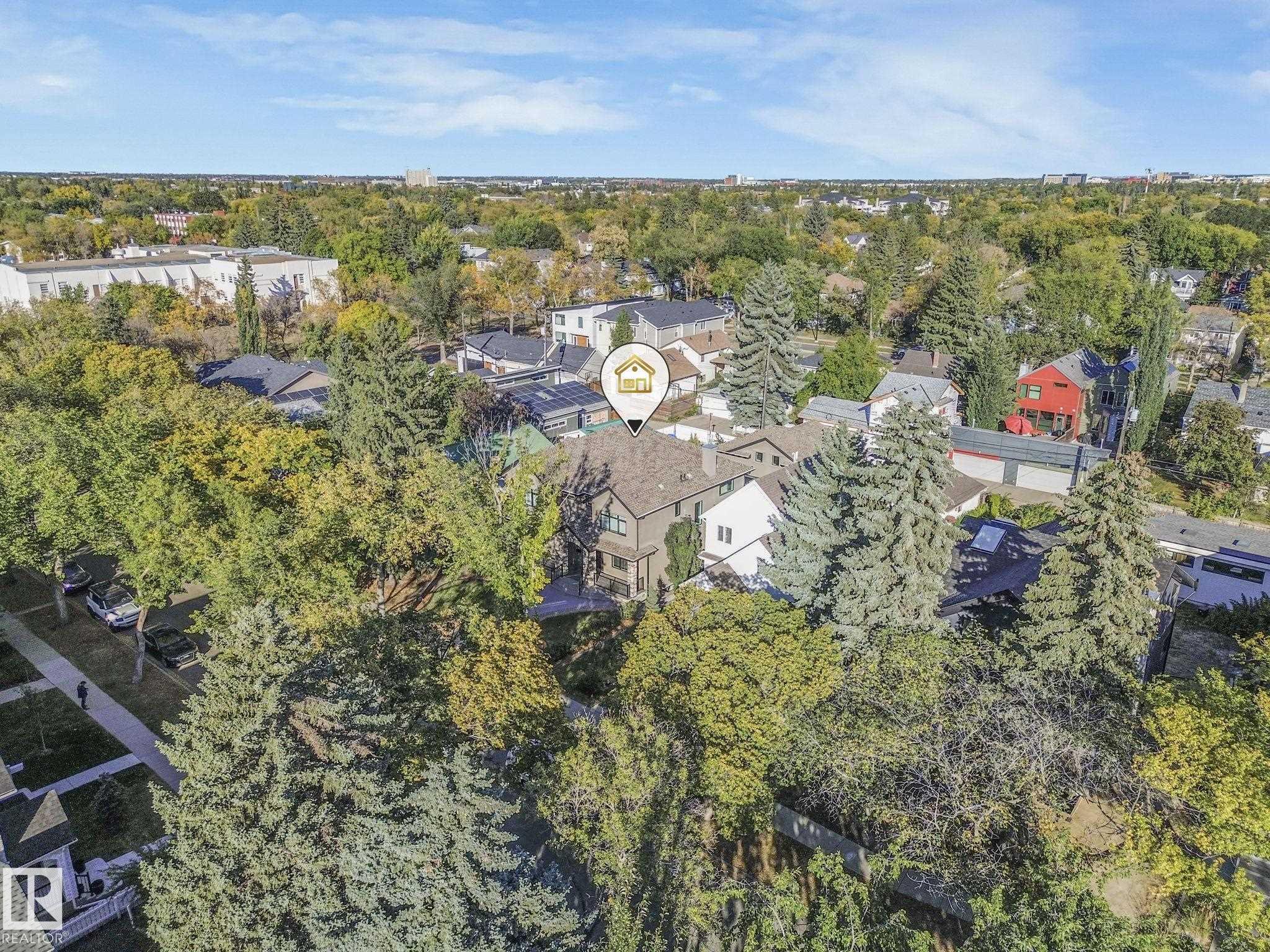 Photo 3 at 10821 128 Street NW, Westmount, Edmonton