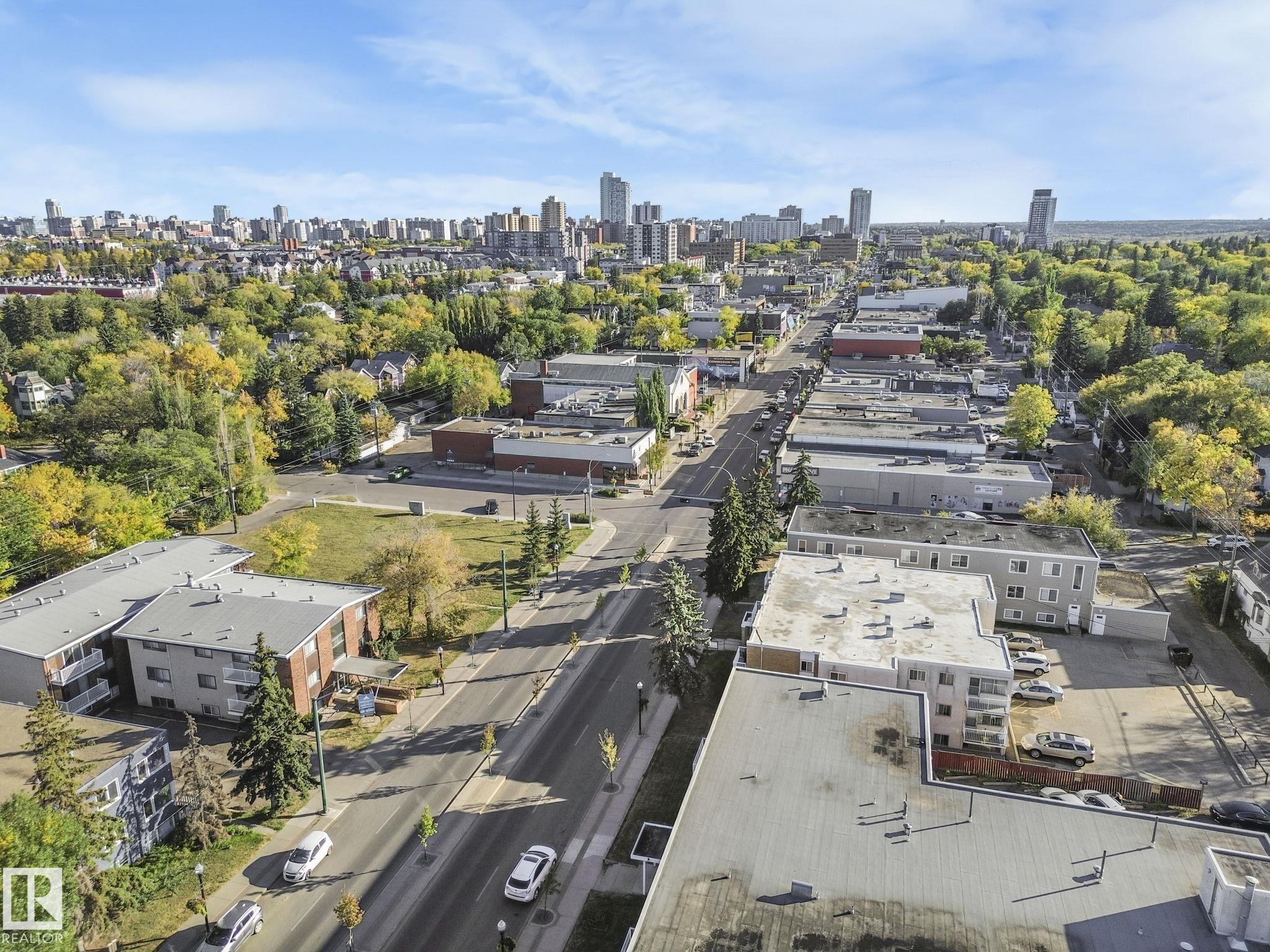 Photo 8 at 10821 128 Street NW, Westmount, Edmonton