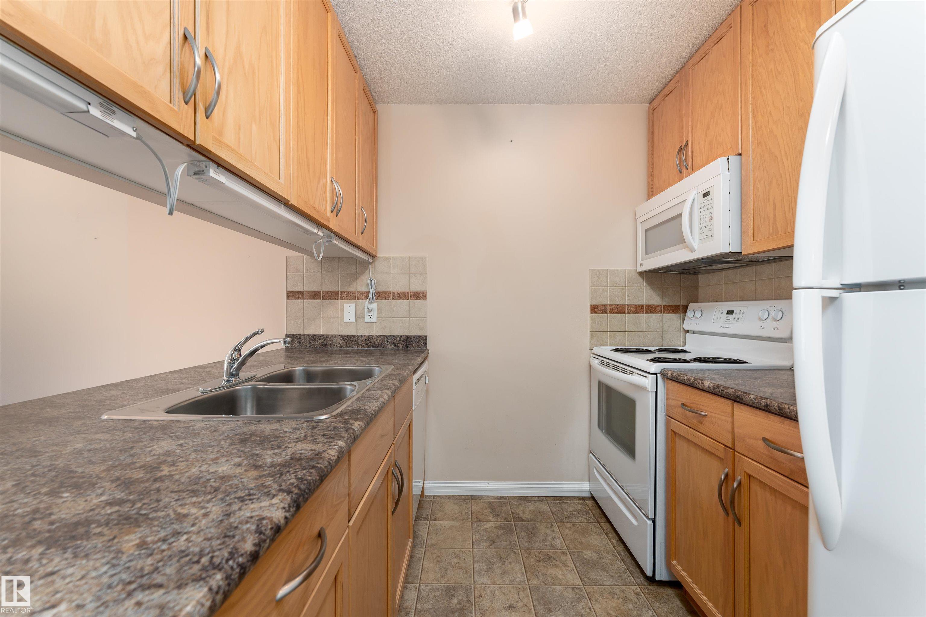 Photo 8 at 208 - 1204 156 Street NW, South Terwillegar, Edmonton