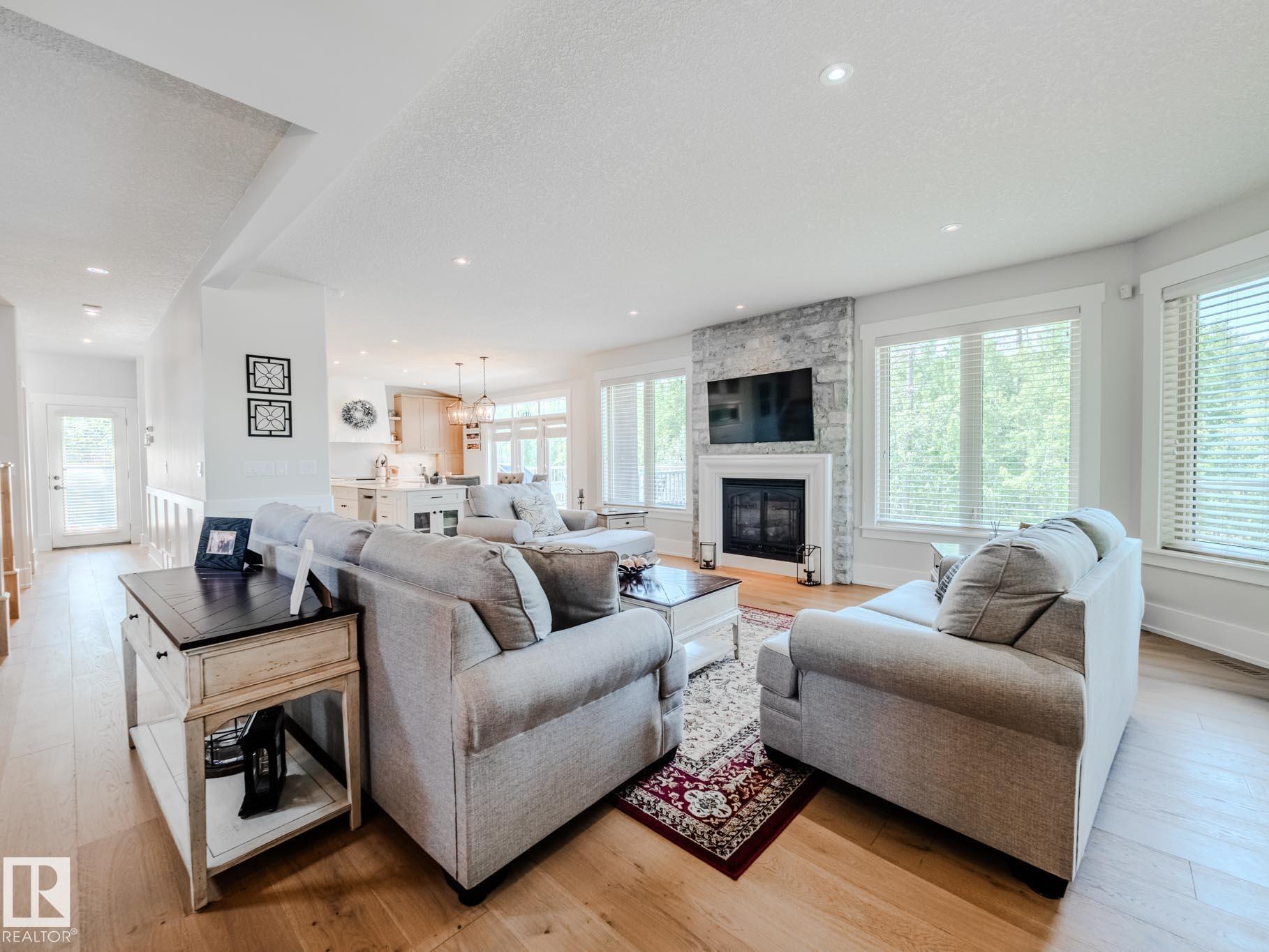 Photo 11 at 27 - 23033 Wye Road, Sherwood Hills Estates, Rural Strathcona County