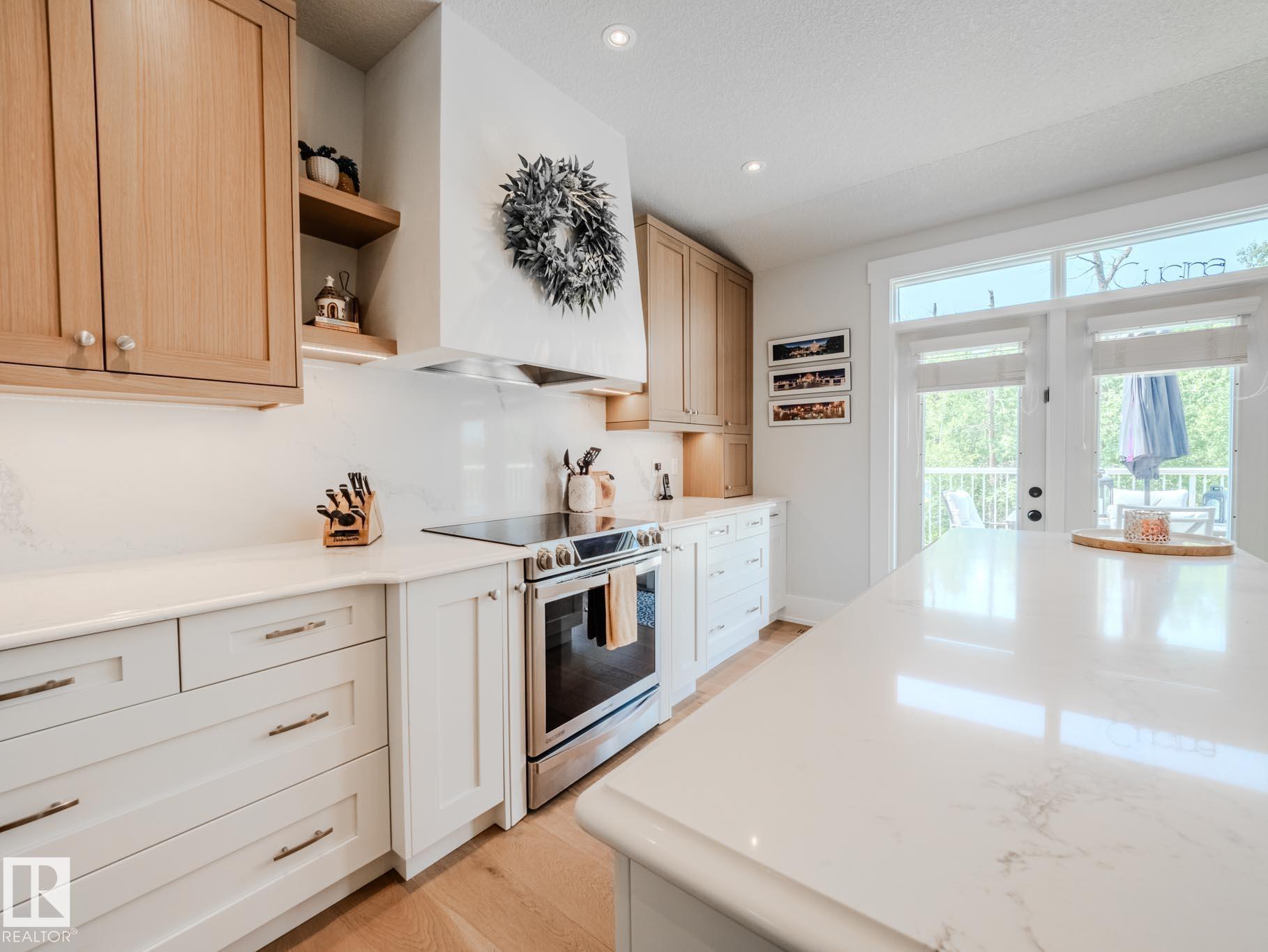Photo 14 at 27 - 23033 Wye Road, Sherwood Hills Estates, Rural Strathcona County