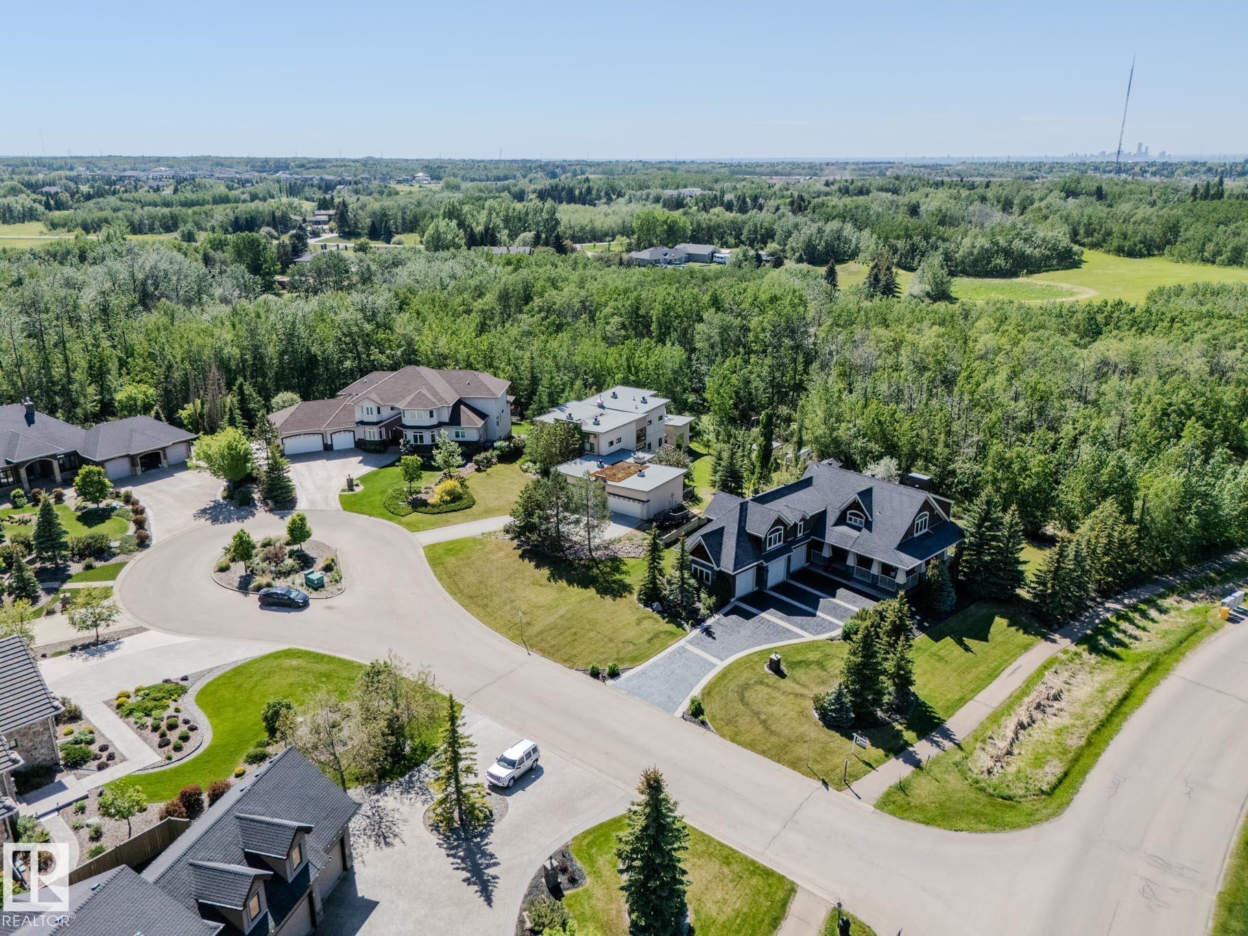 Photo 3 at 27 - 23033 Wye Road, Sherwood Hills Estates, Rural Strathcona County