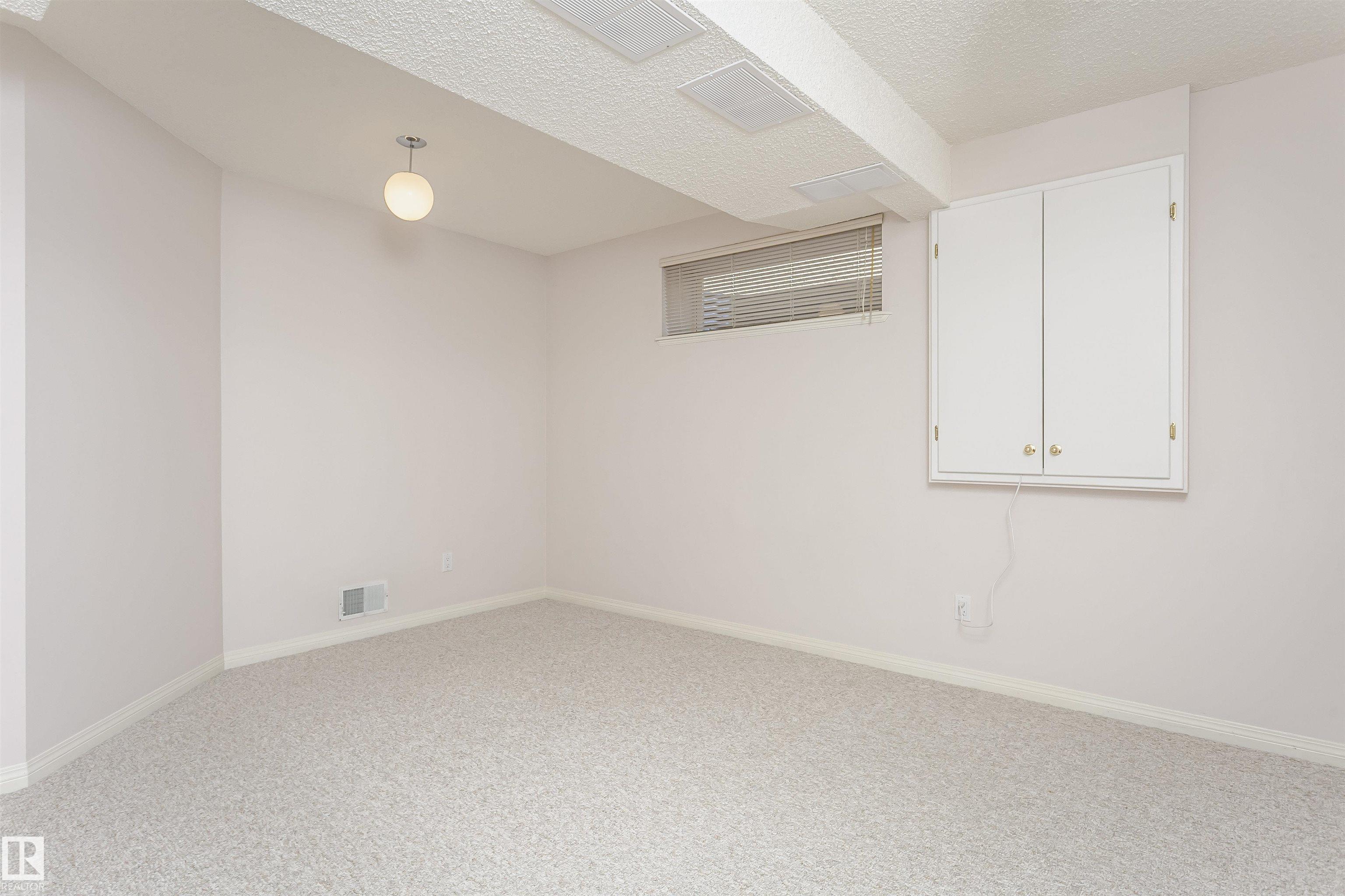 Photo 32 at 26 Longview Place, Linkside, Spruce Grove