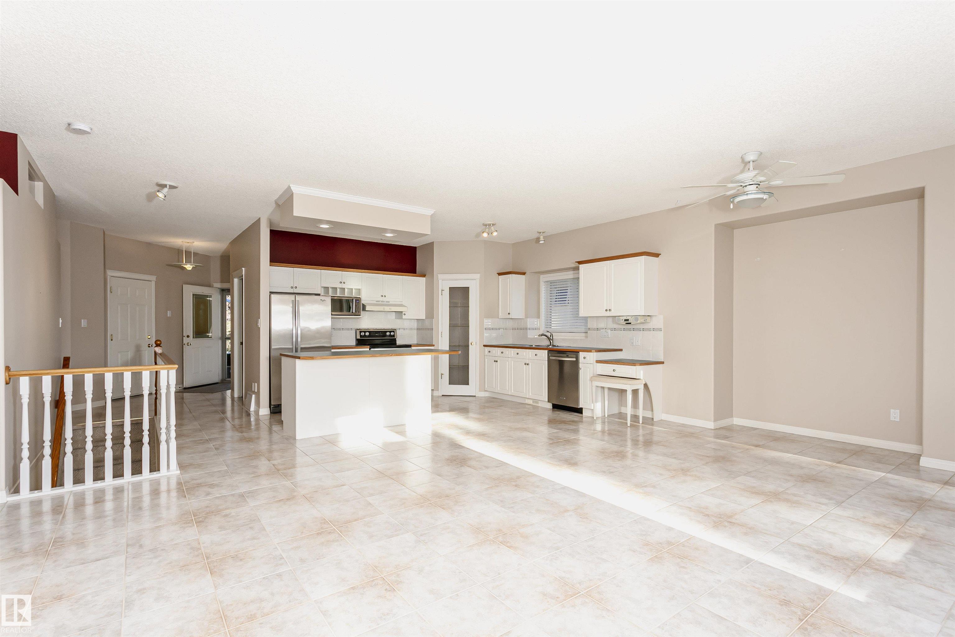 Photo 9 at 26 Longview Place, Linkside, Spruce Grove