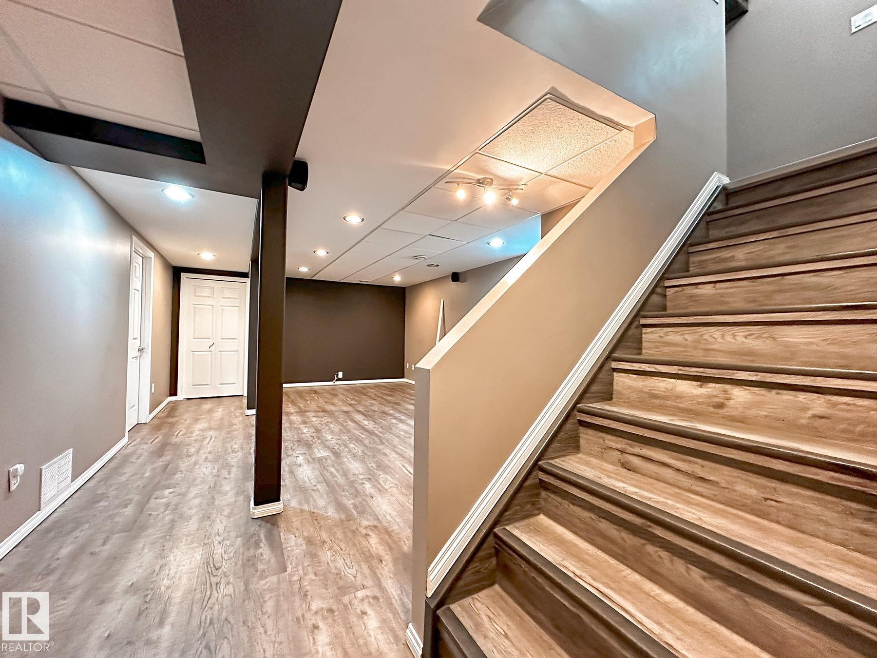 Photo 27 at 11403 149 Avenue NW, Caernarvon, Edmonton