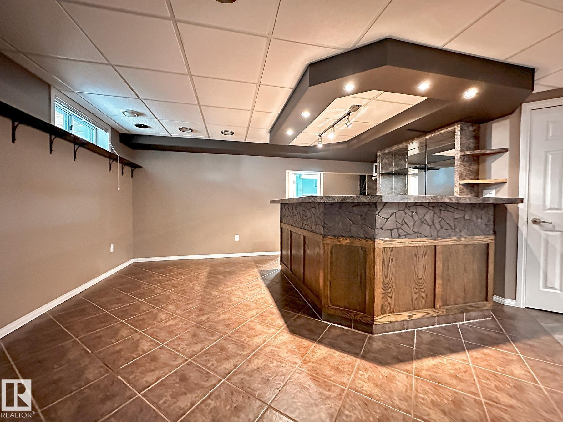Photo 30 at 11403 149 Avenue NW, Caernarvon, Edmonton