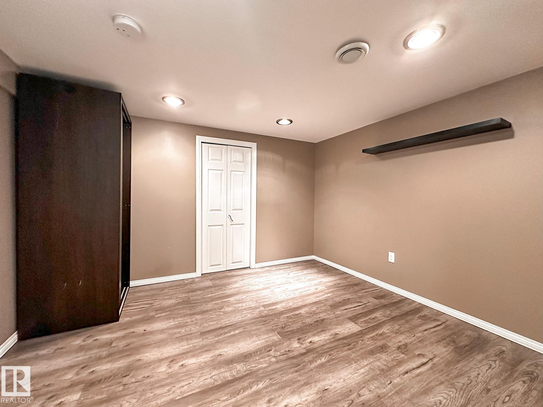 Photo 34 at 11403 149 Avenue NW, Caernarvon, Edmonton