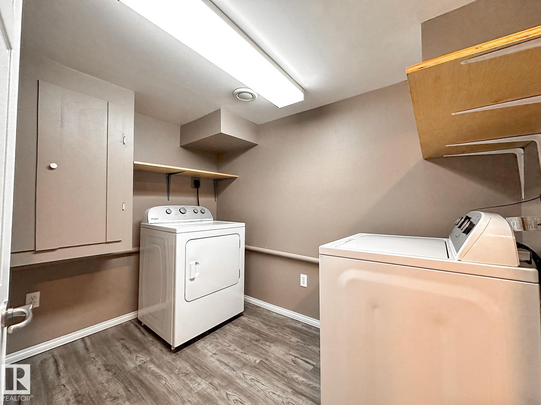Photo 37 at 11403 149 Avenue NW, Caernarvon, Edmonton