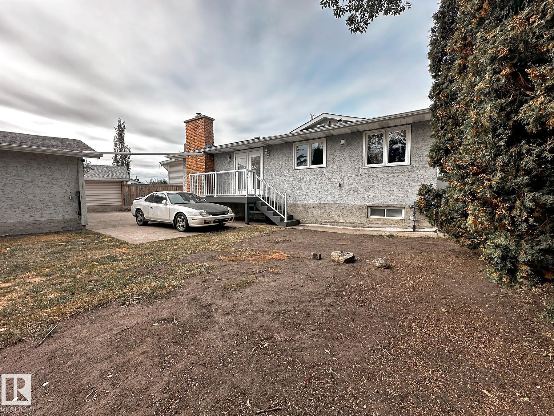 Photo 45 at 11403 149 Avenue NW, Caernarvon, Edmonton