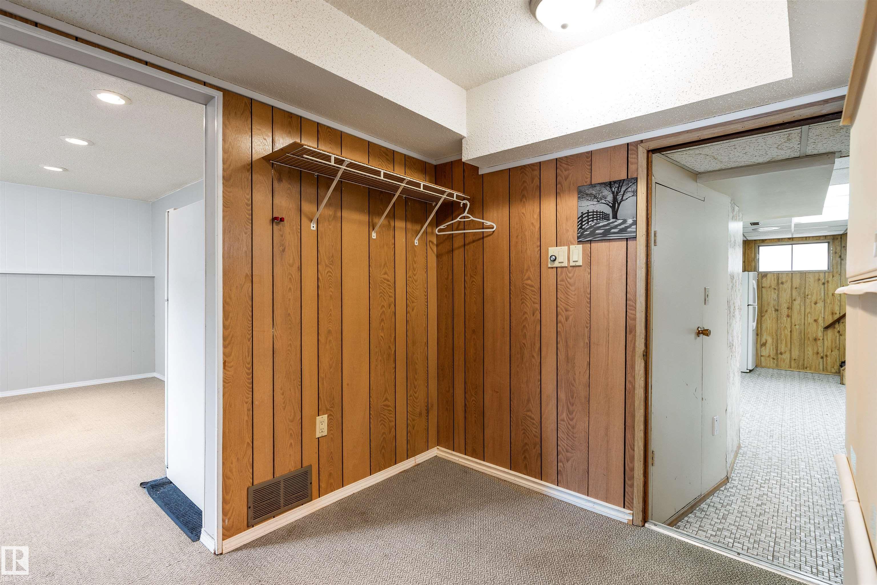 Photo 25 at 52 Belmont Drive, Braeside, St. Albert