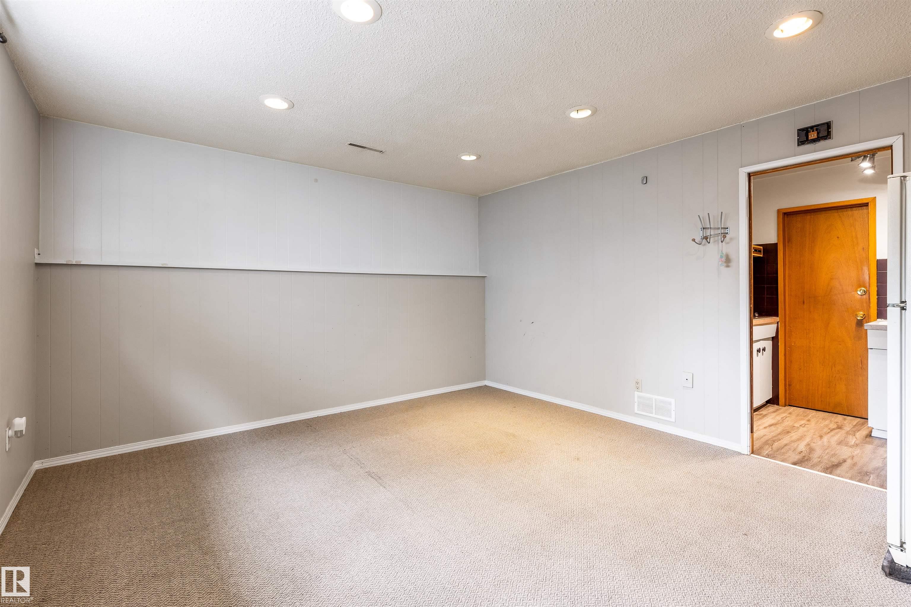 Photo 29 at 52 Belmont Drive, Braeside, St. Albert