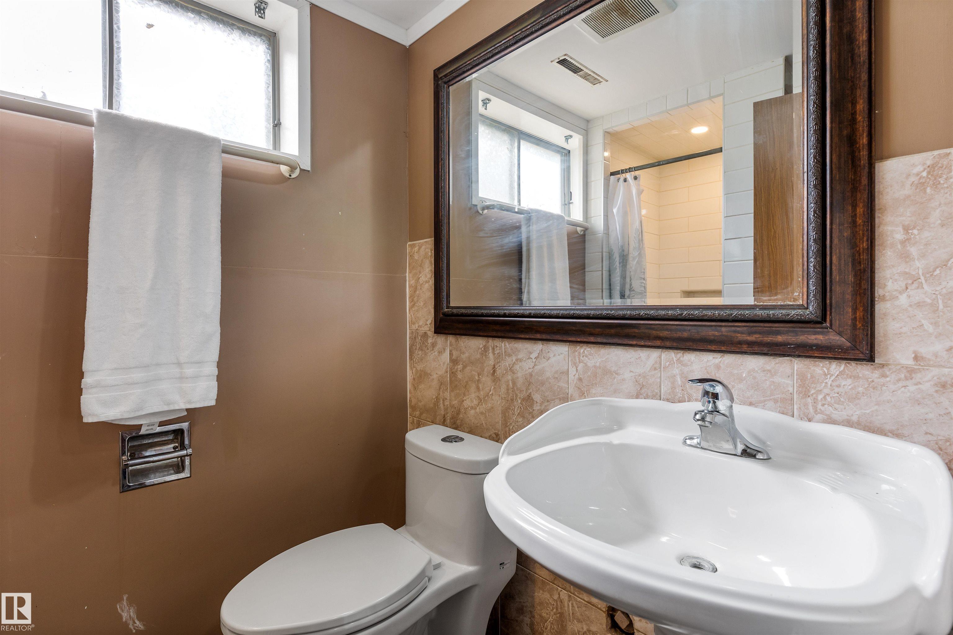 Photo 33 at 52 Belmont Drive, Braeside, St. Albert