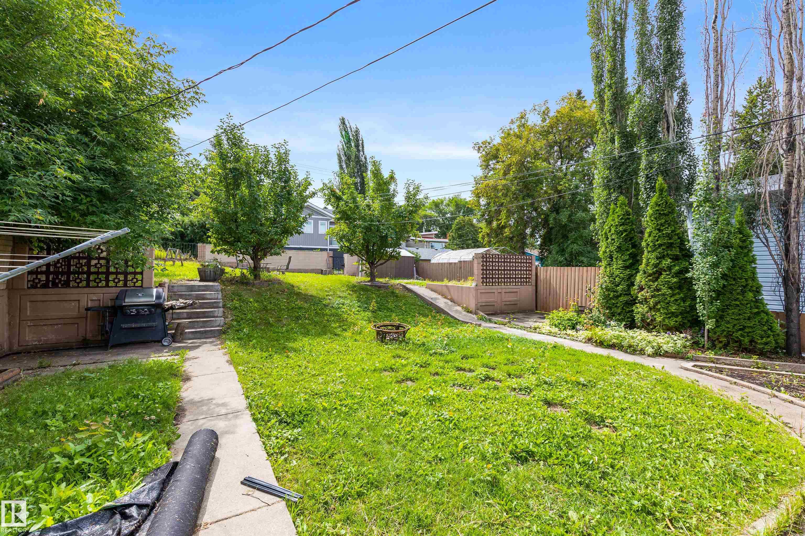 Photo 38 at 52 Belmont Drive, Braeside, St. Albert