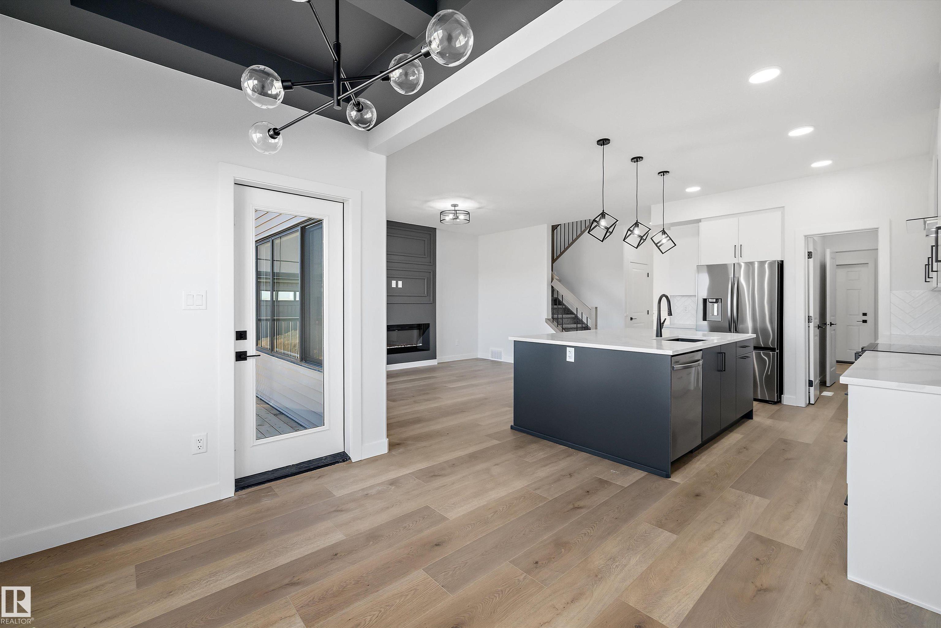 Photo 15 at 28 Chartres Close, Chérot, St. Albert