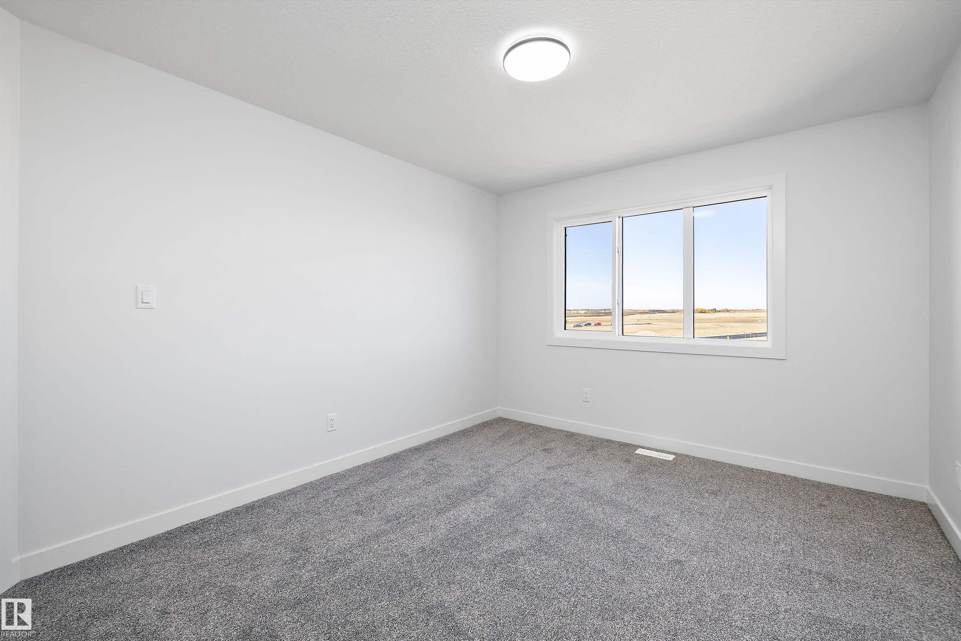 Photo 36 at 28 Chartres Close, Chérot, St. Albert