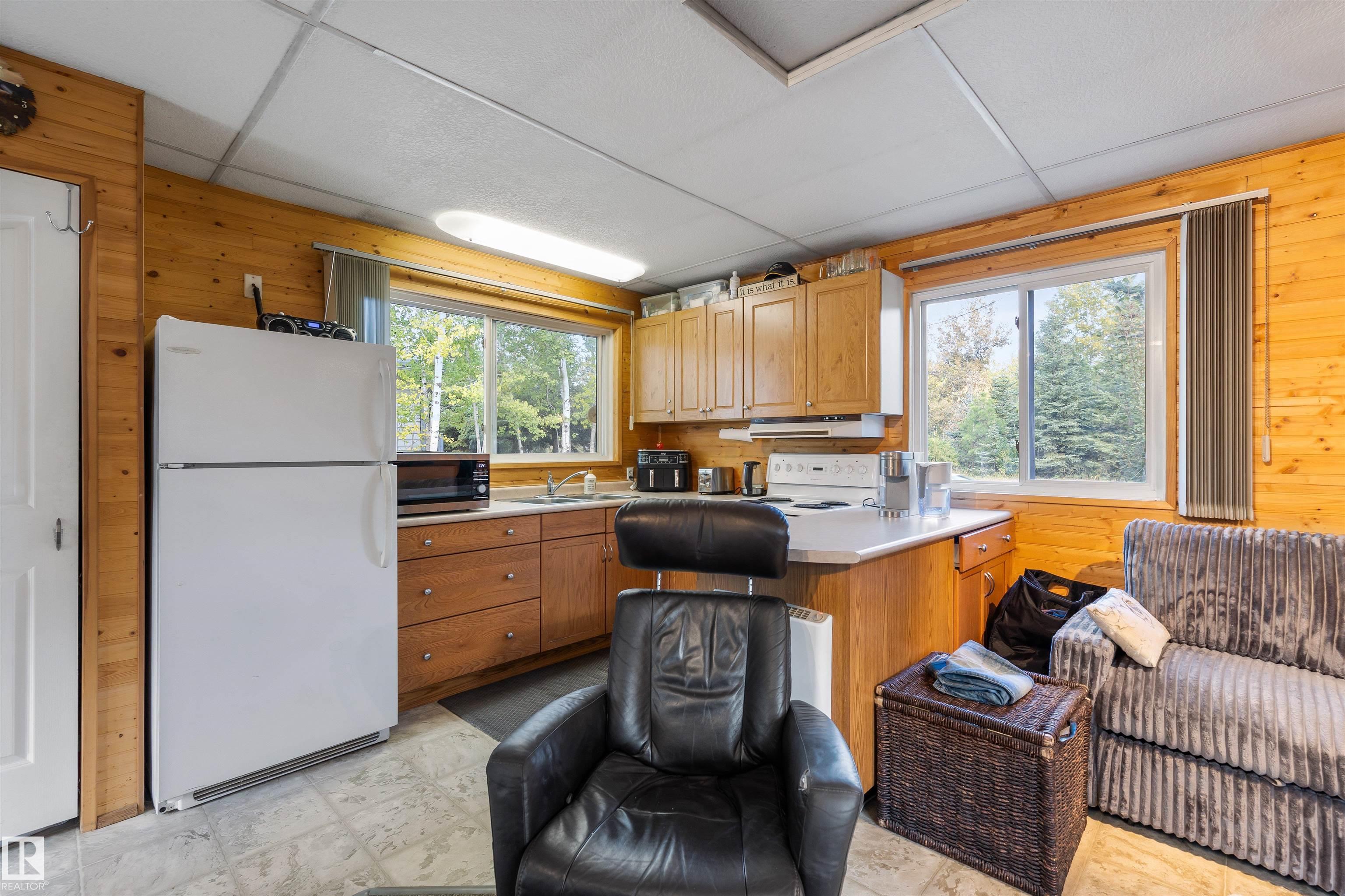Photo 9 at 115 - 55230 Rge Road 10, Pine Sands, Rural Sturgeon County