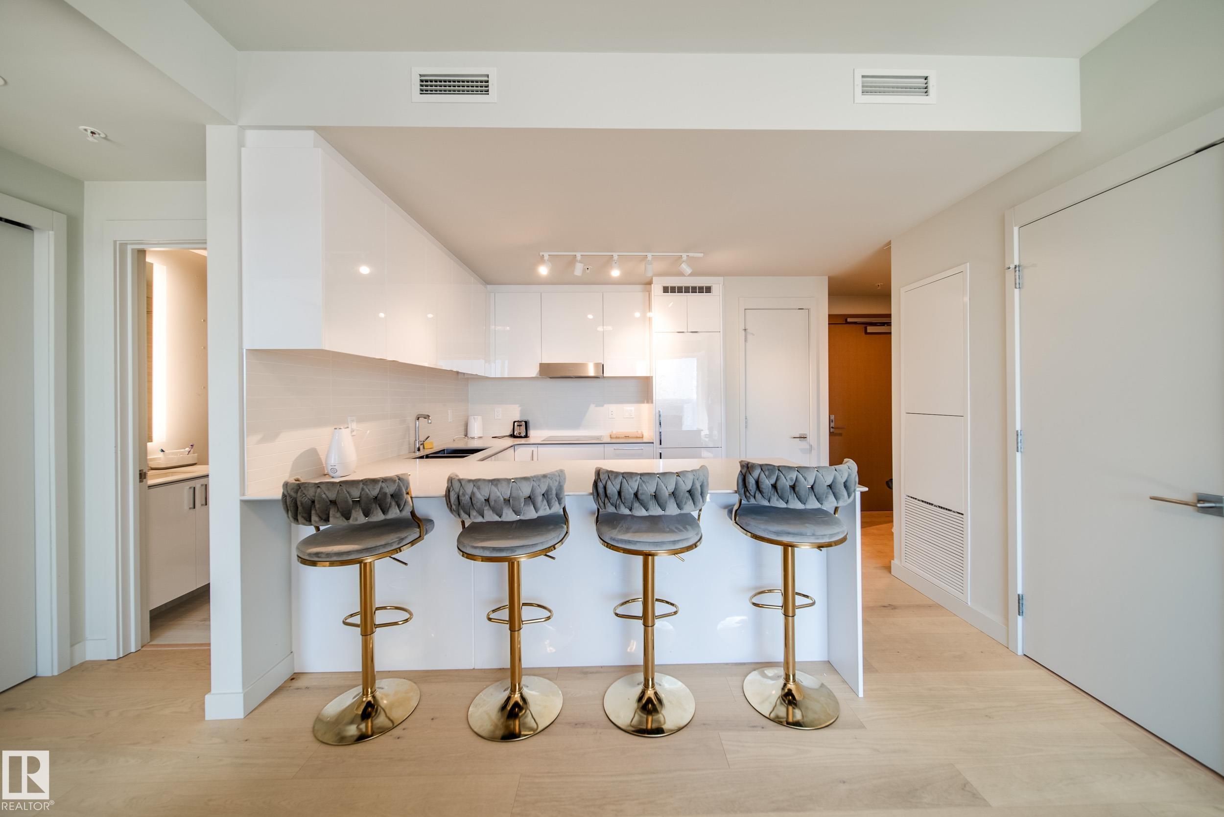 3505 - 10360 102 Street NW, Downtown, Edmonton 