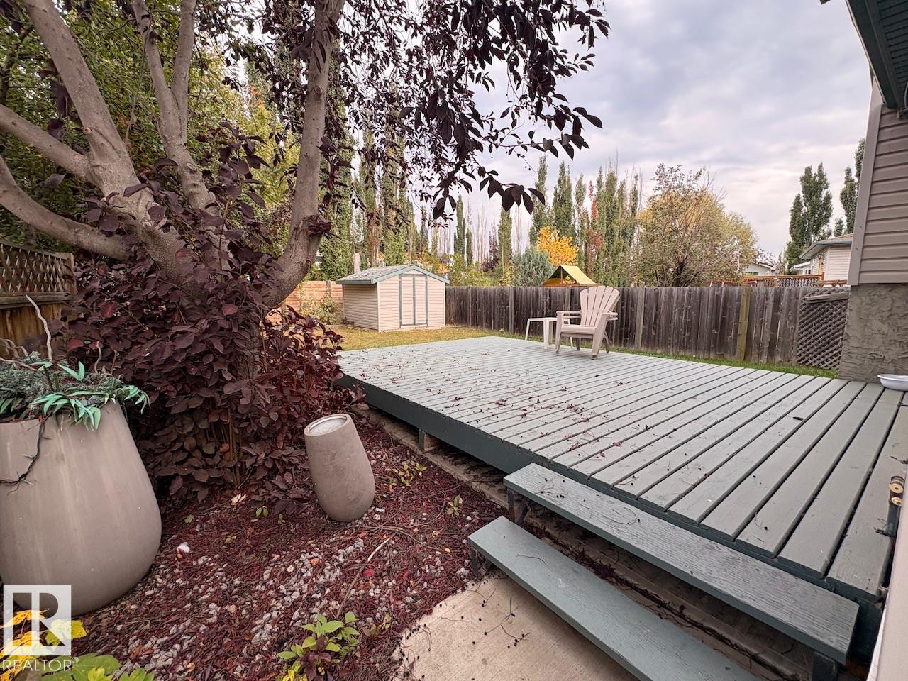 Photo 17 at 88 Landsdowne Drive, Lakewood, Spruce Grove