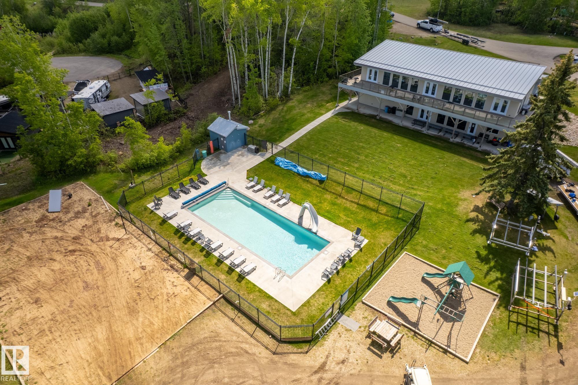 Photo 24 at 407 - 53509 Rge Road 60, Sunset Shores, Rural Parkland County