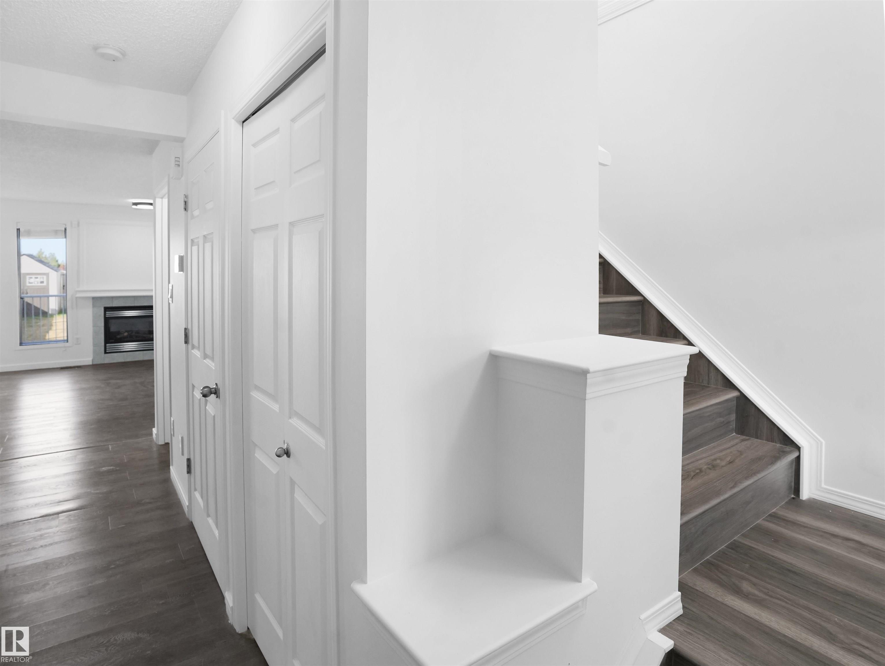 Photo 6 at 2832 26 Street NW, Silver Berry, Edmonton