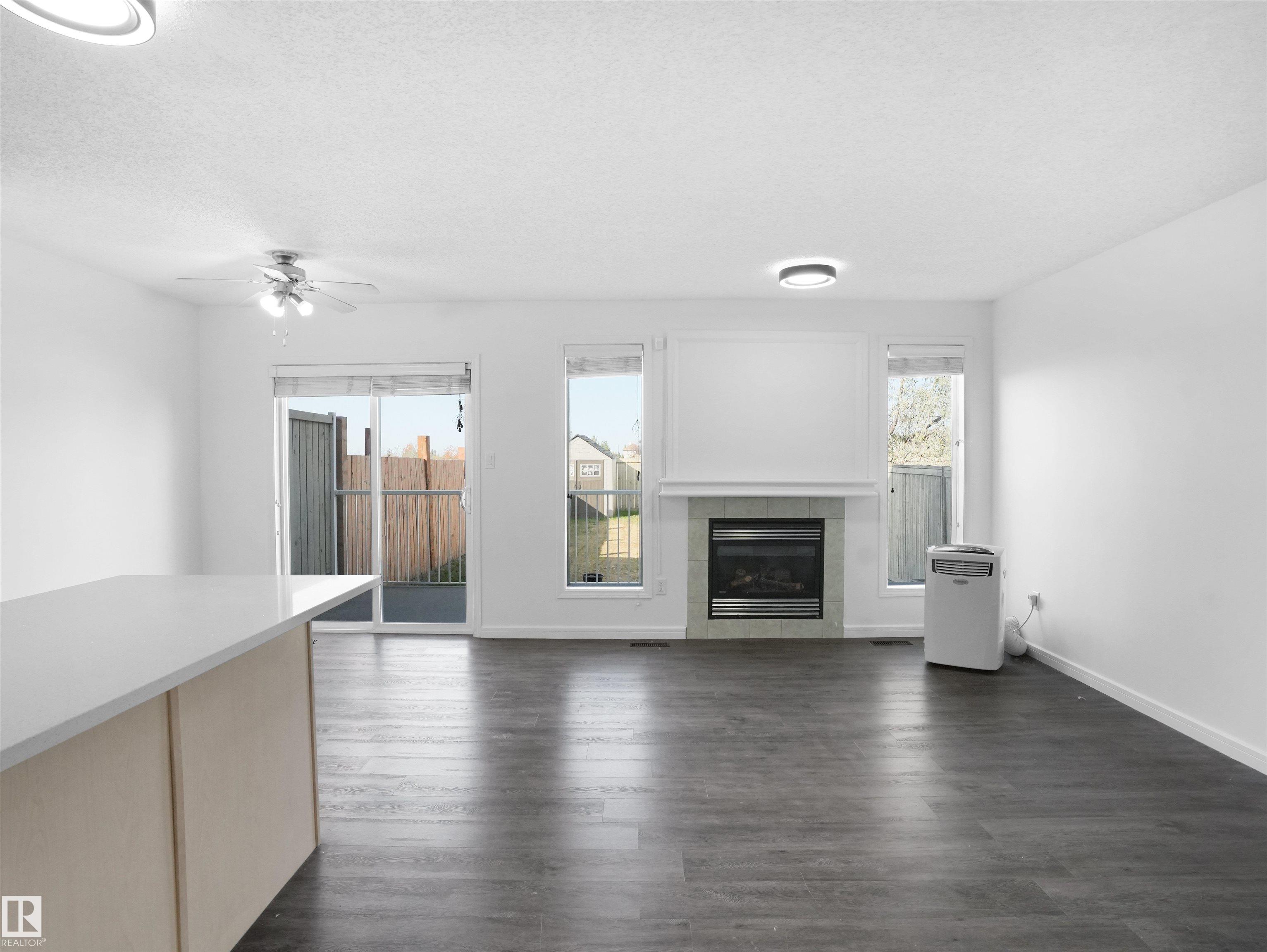Photo 8 at 2832 26 Street NW, Silver Berry, Edmonton