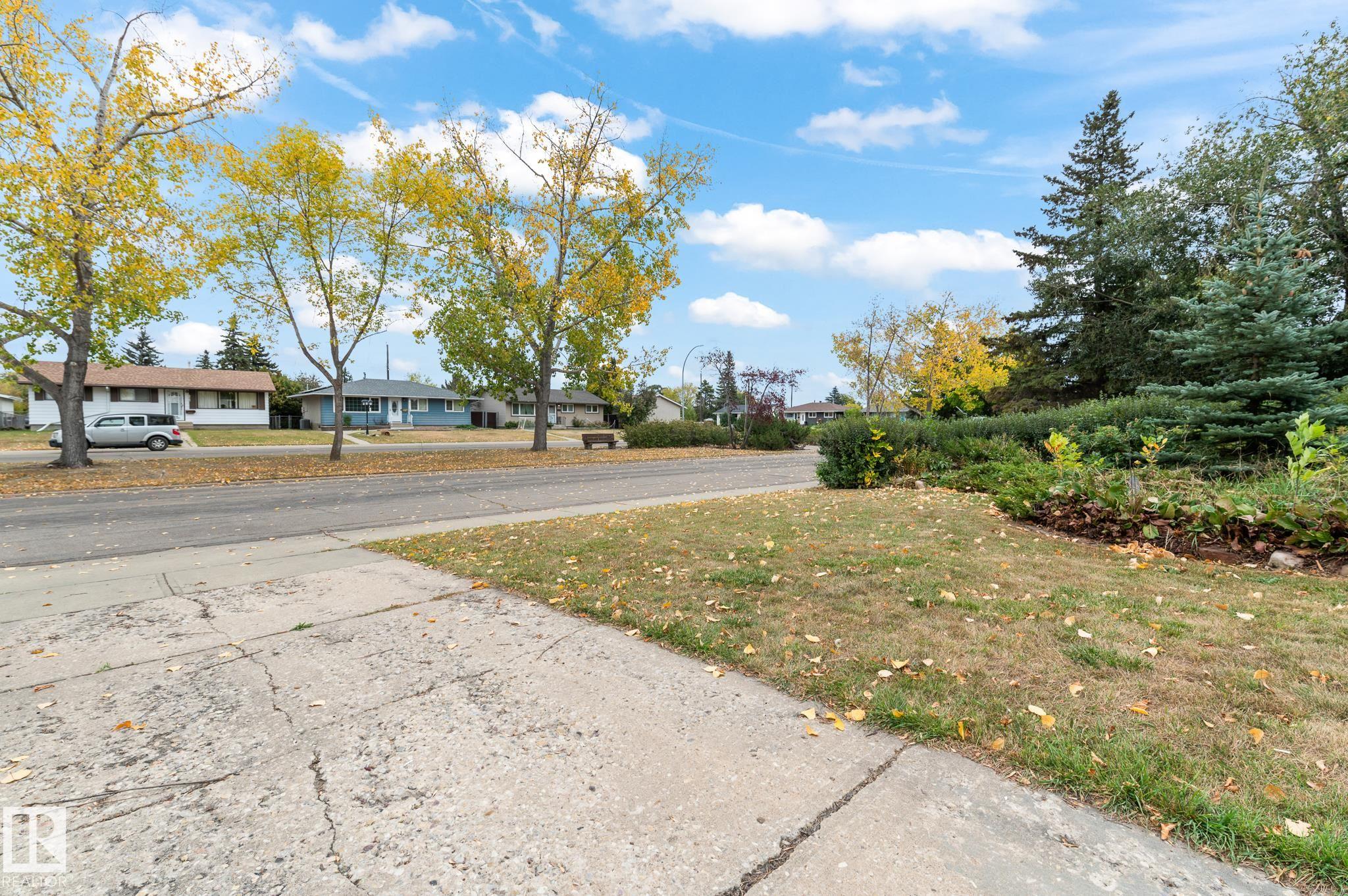 Photo 42 at 12419 135a Avenue NW, Kensington, Edmonton