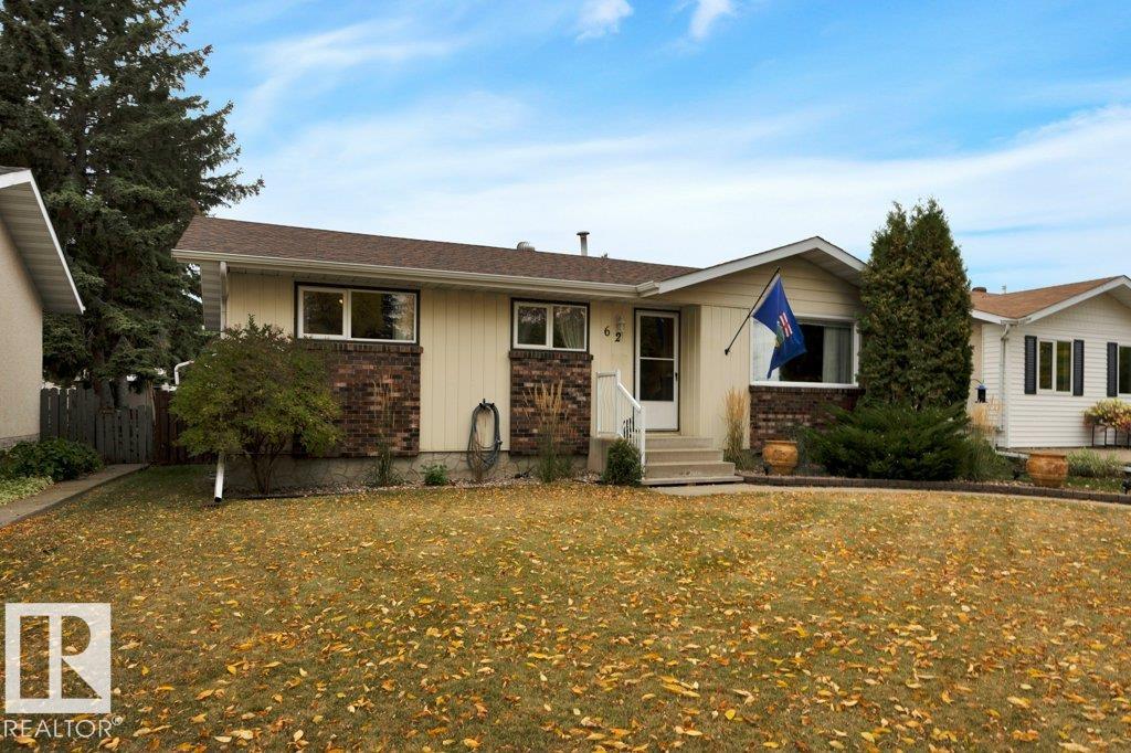 Photo 3 at 62 Corinthia Drive, Corinthia Park, Leduc