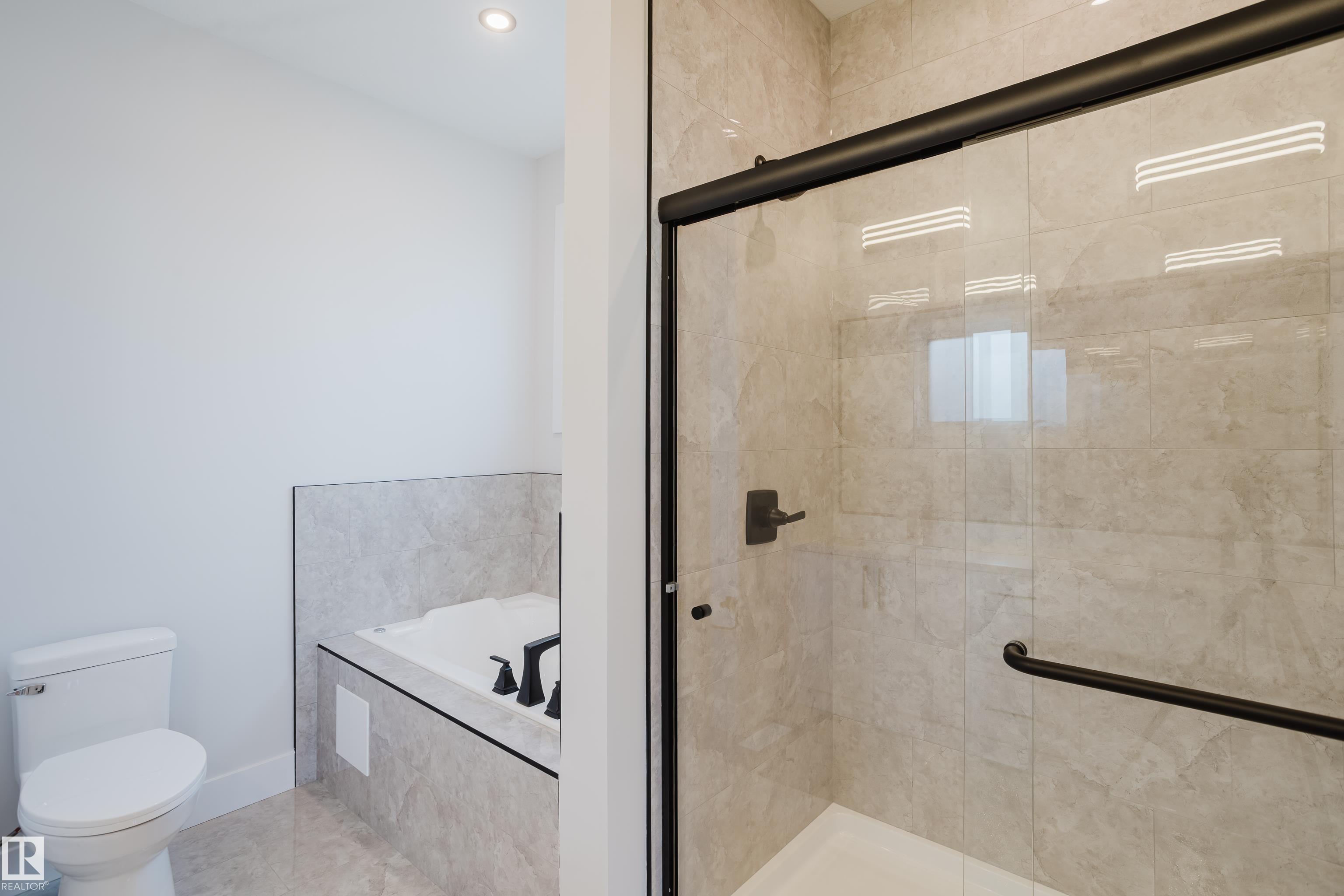 Photo 40 at 329 Balsam Link, Woodbend, Leduc