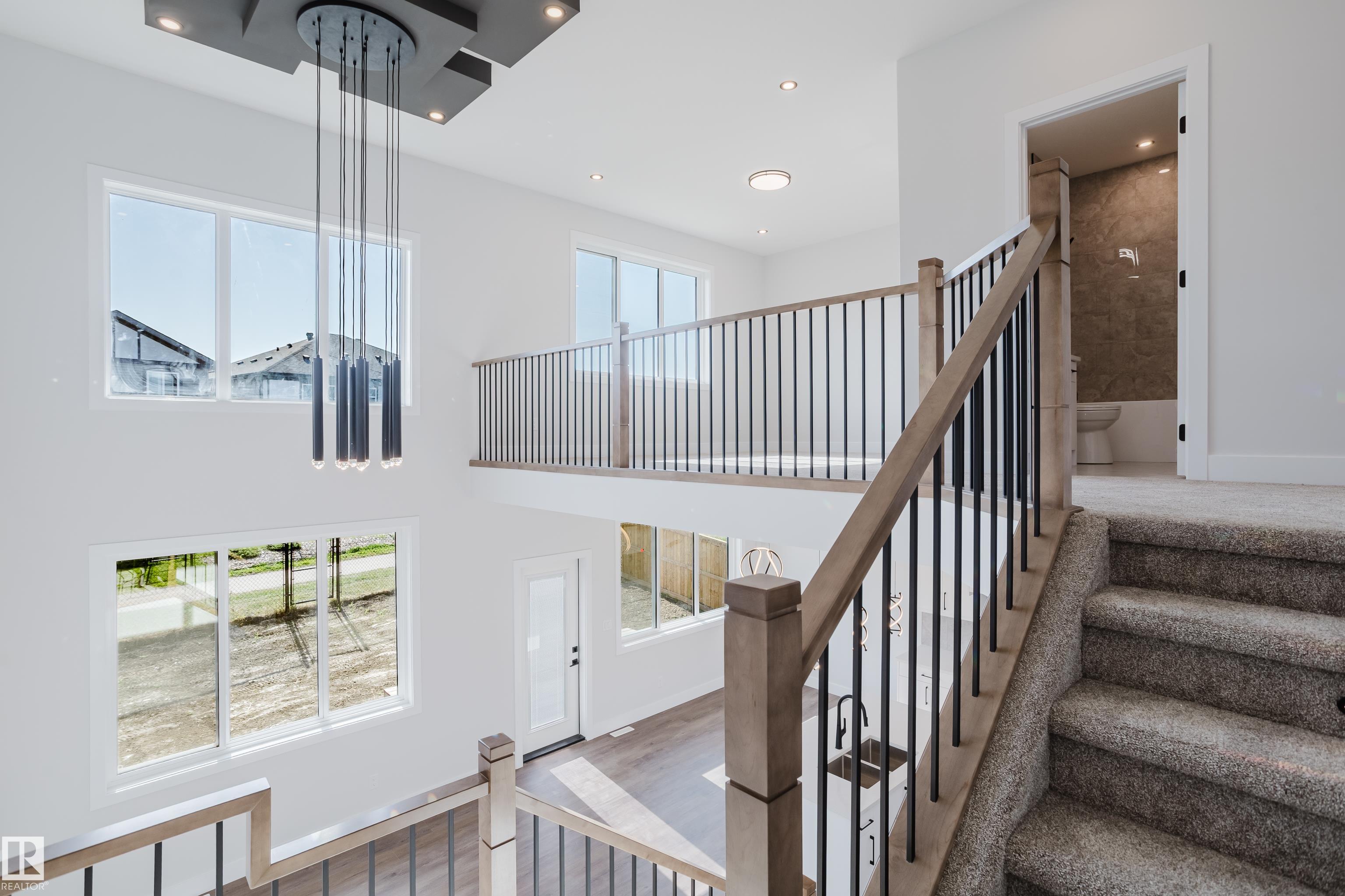 Photo 5 at 329 Balsam Link, Woodbend, Leduc