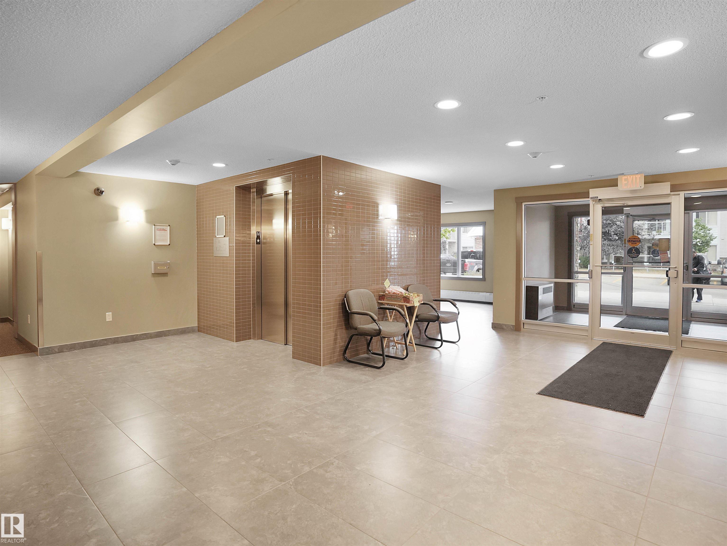 Photo 16 at 101 - 2207 44 Avenue NW, Larkspur, Edmonton