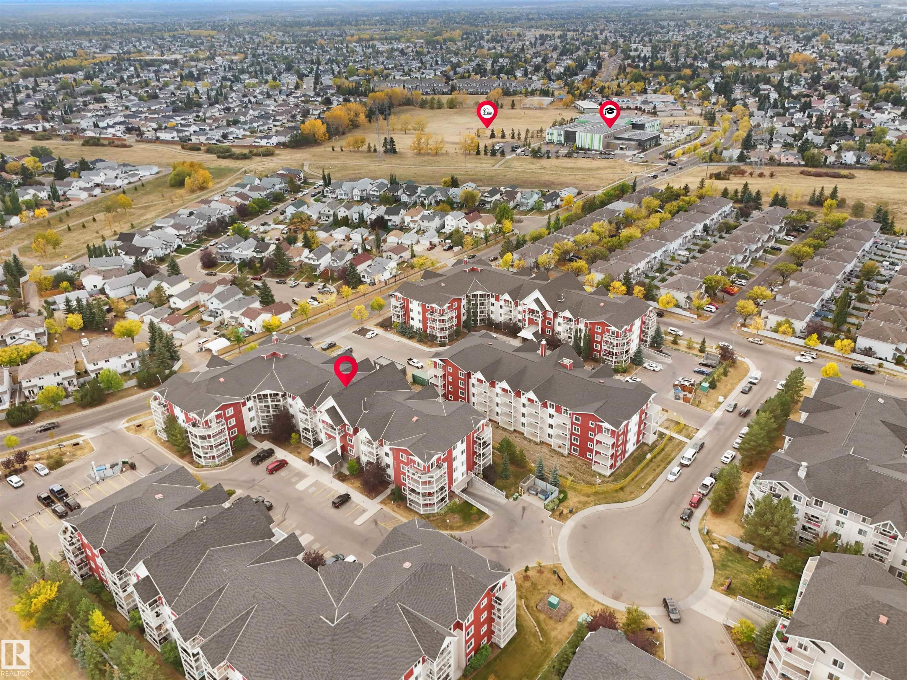 Photo 6 at 101 - 2207 44 Avenue NW, Larkspur, Edmonton