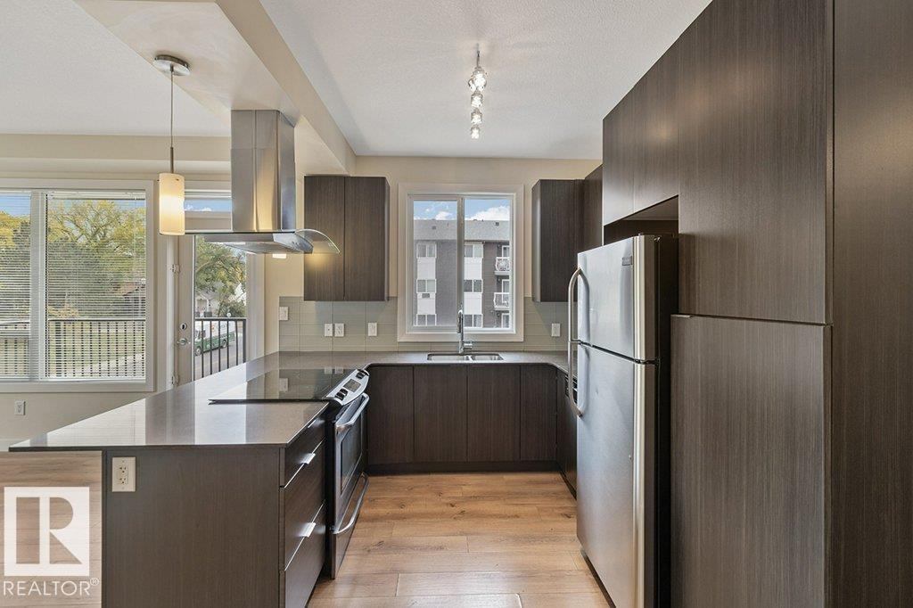 Photo 8 at 305 - 9907 91 Avenue NW, Strathcona, Edmonton