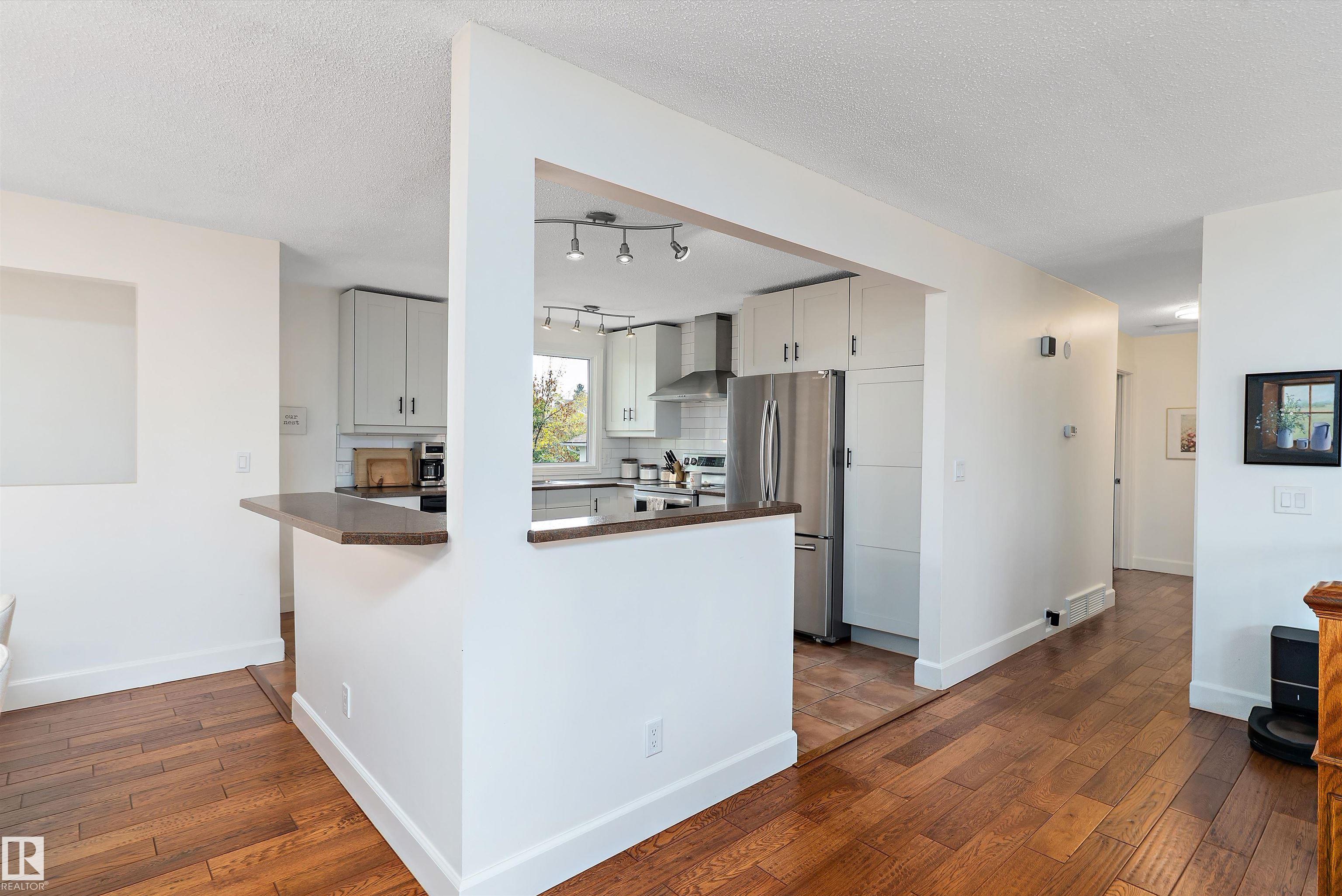 Photo 12 at 25 Grant Avenue, Glen Allan, Sherwood Park